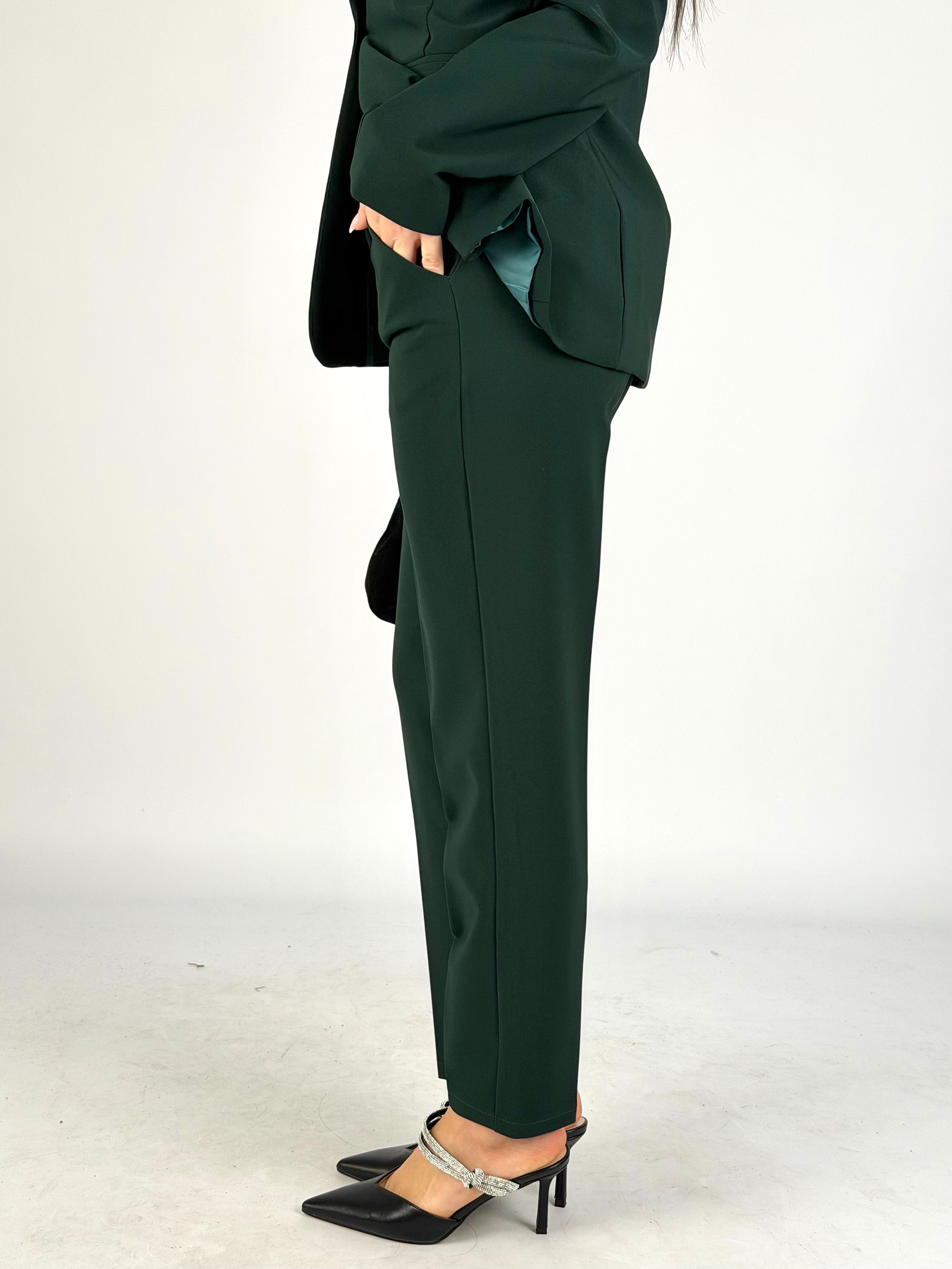 Completo castel petrolio