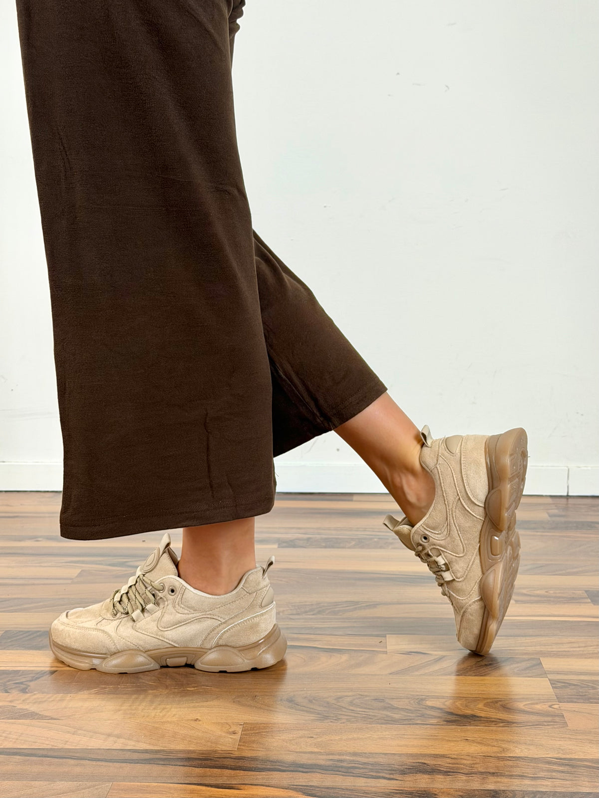 Sneakers Conny beige