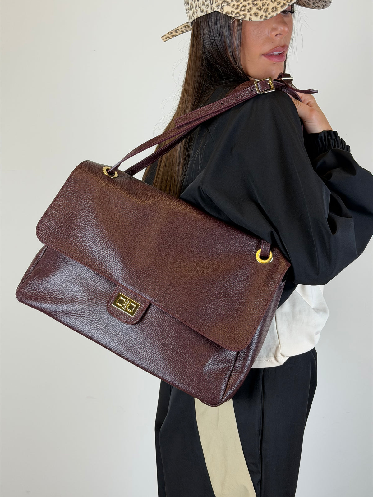 Julie BAG