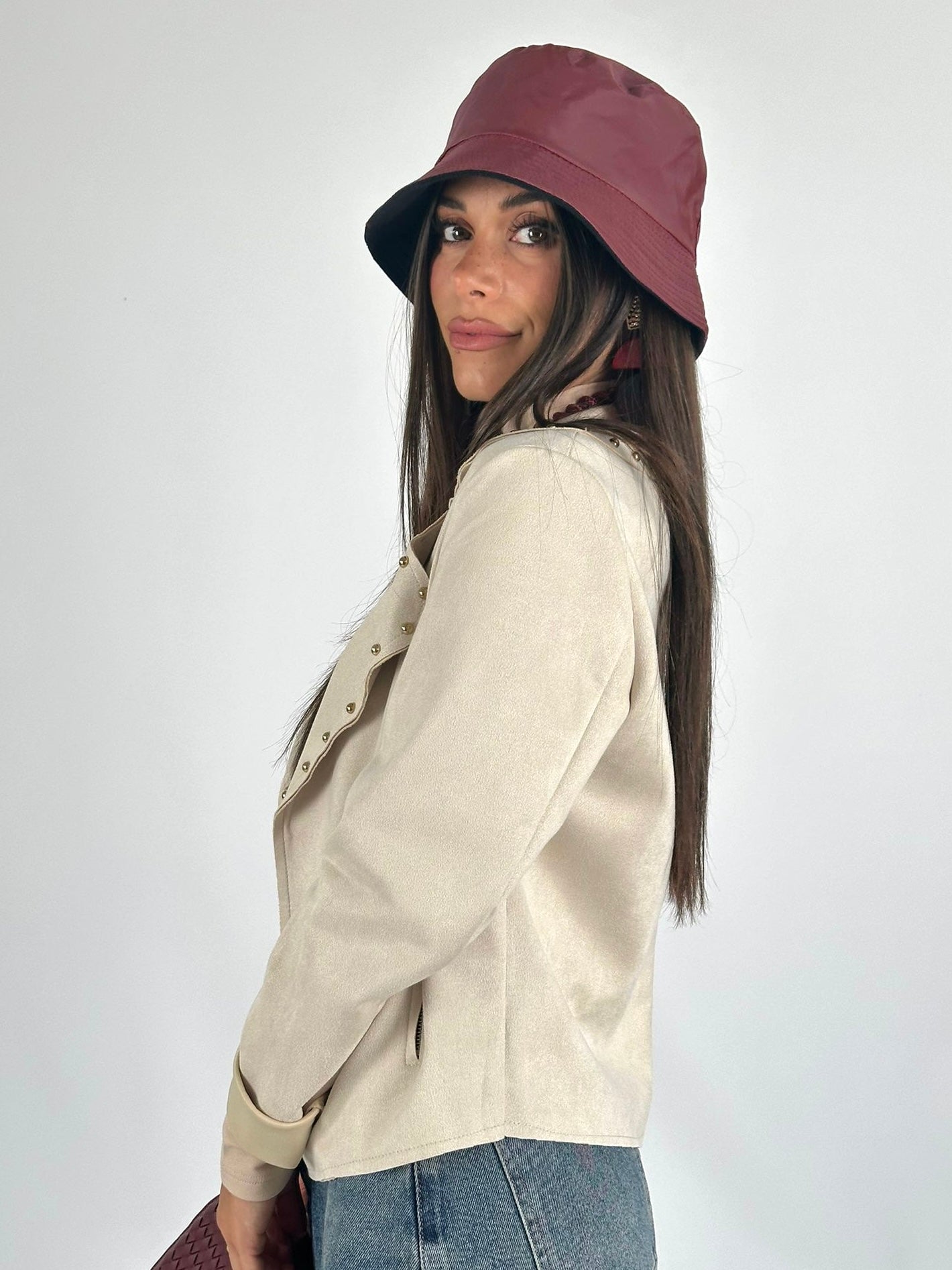 Chiodo scamosciato borchie beige