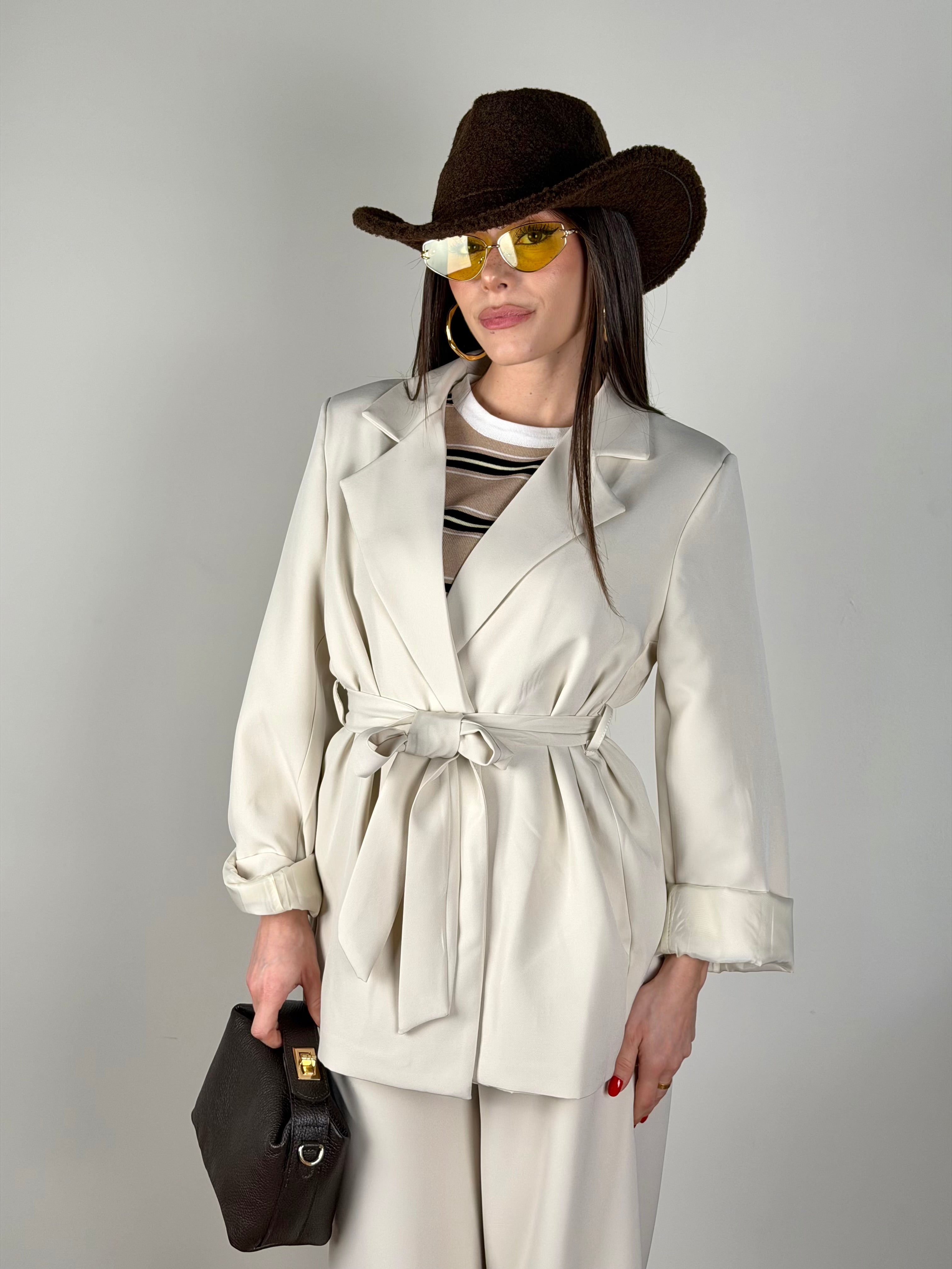 Completo Grace beige