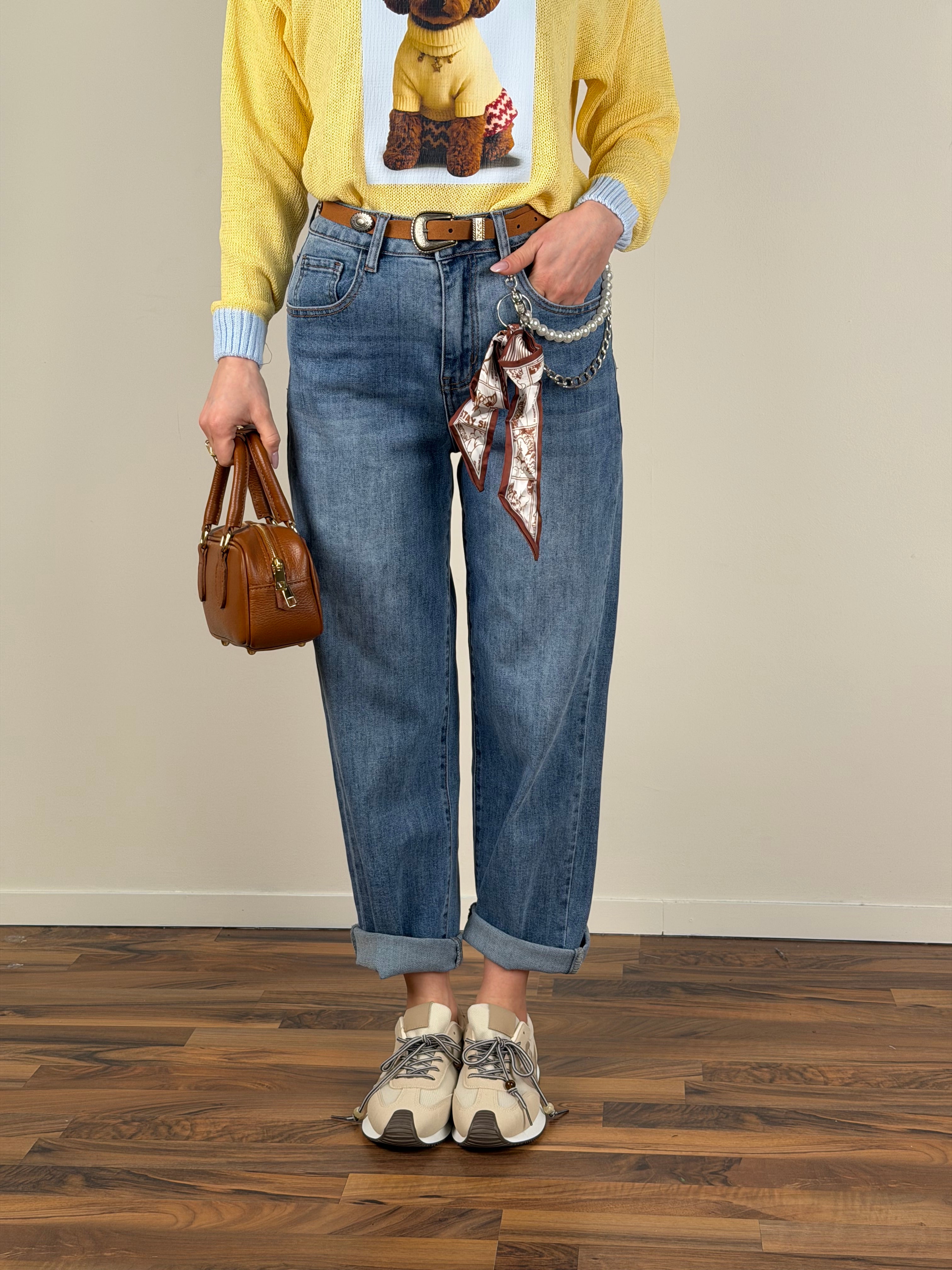 Jeans perle e foulard