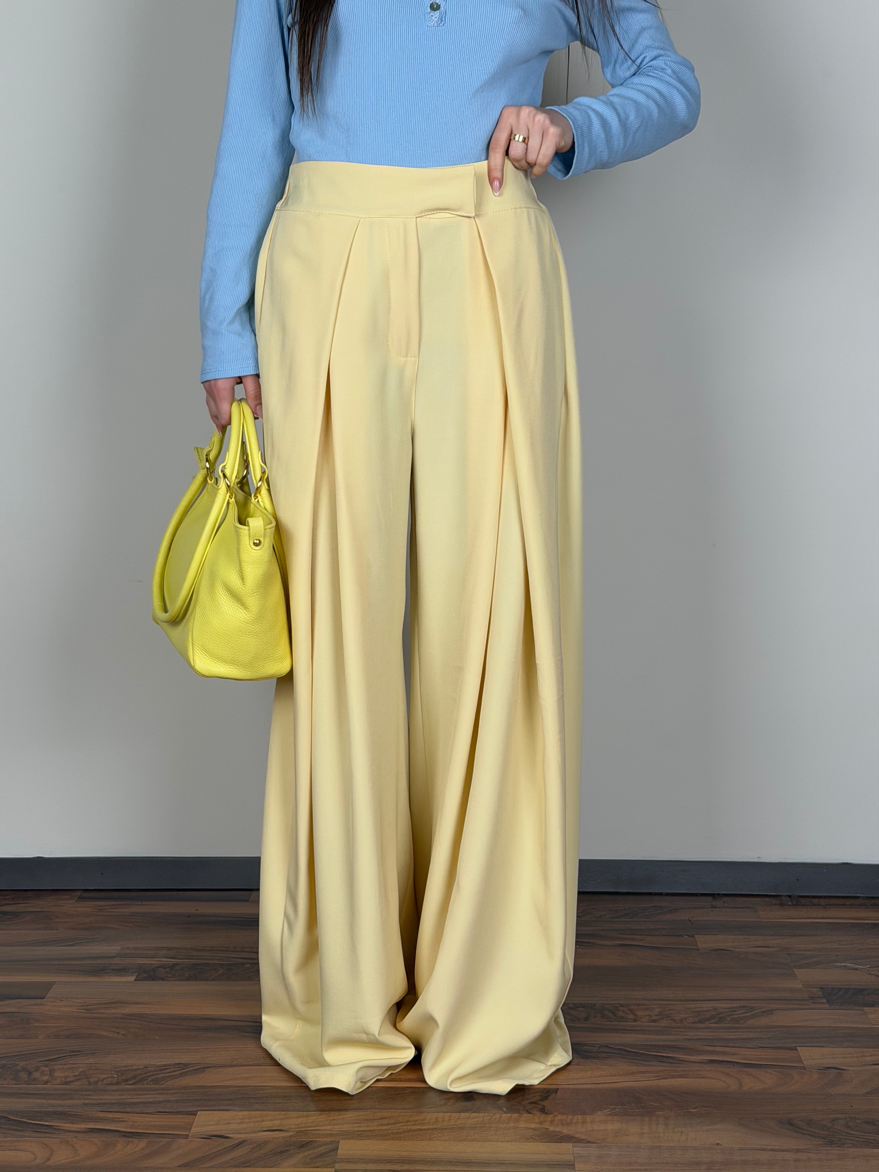 Completo vision giallo