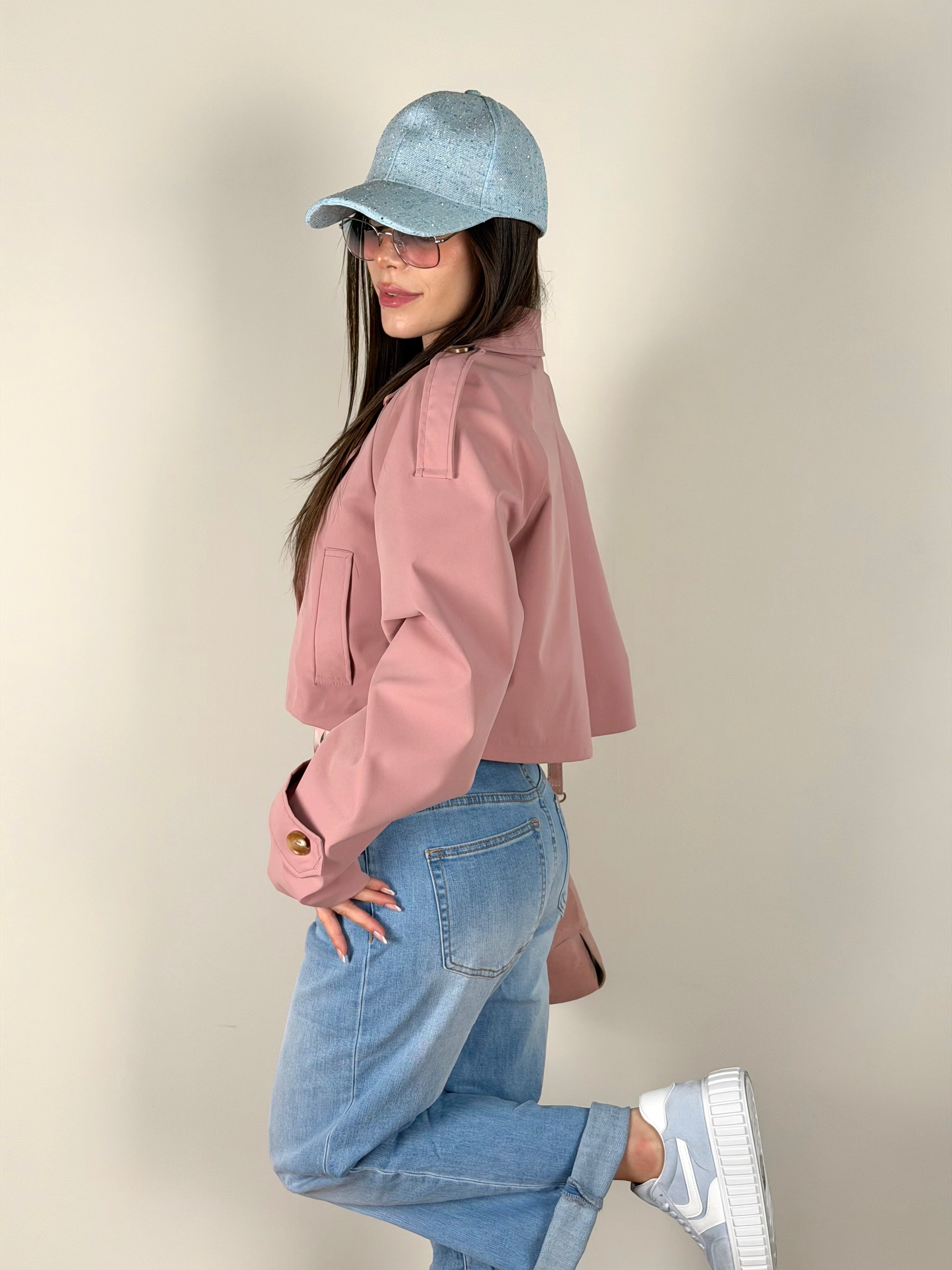 Trench crop rosa