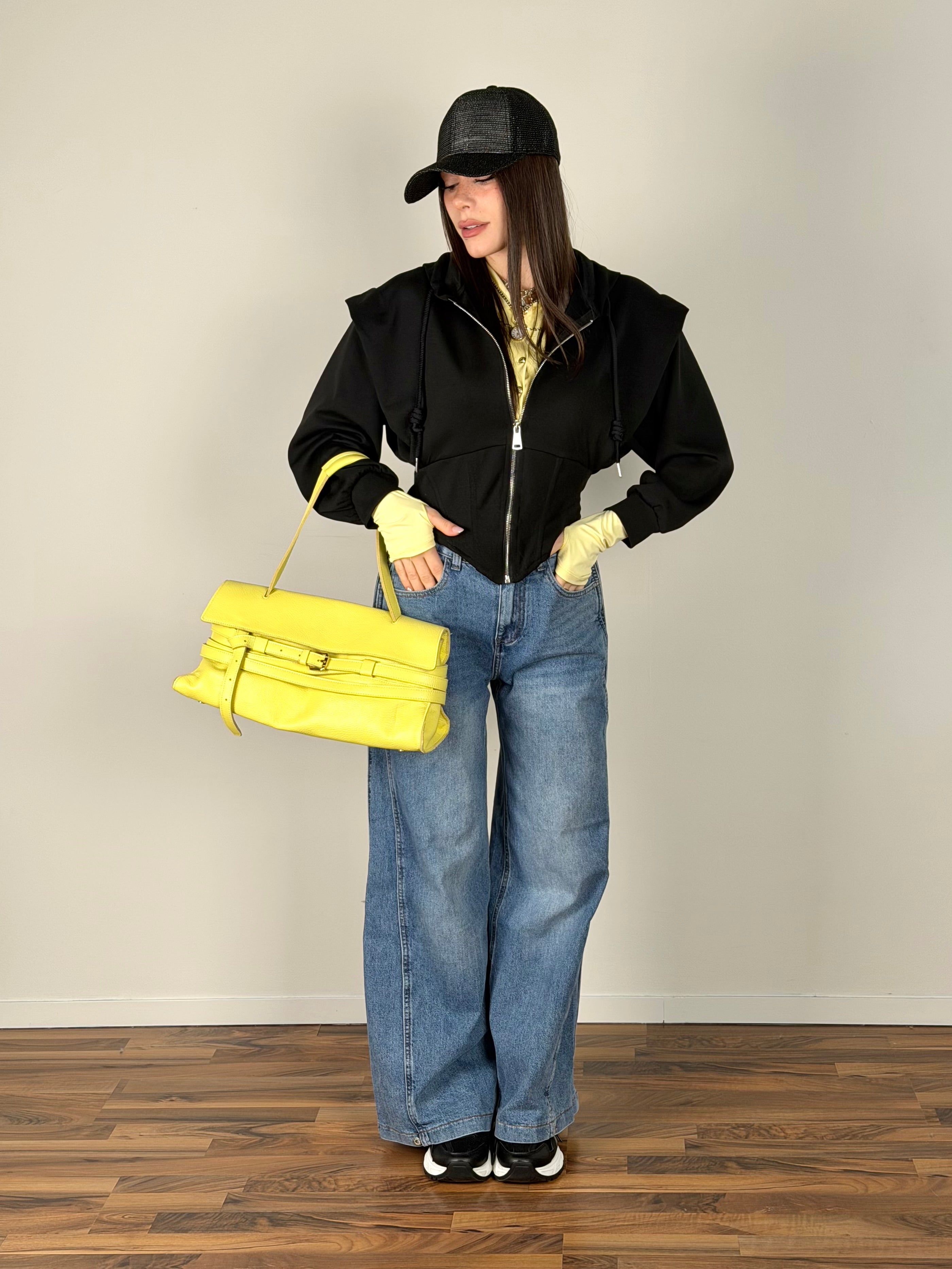 Felpa Rubacuori nera