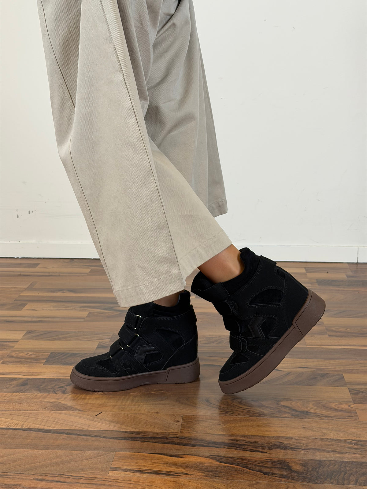 Sneakers premium 2000 nera