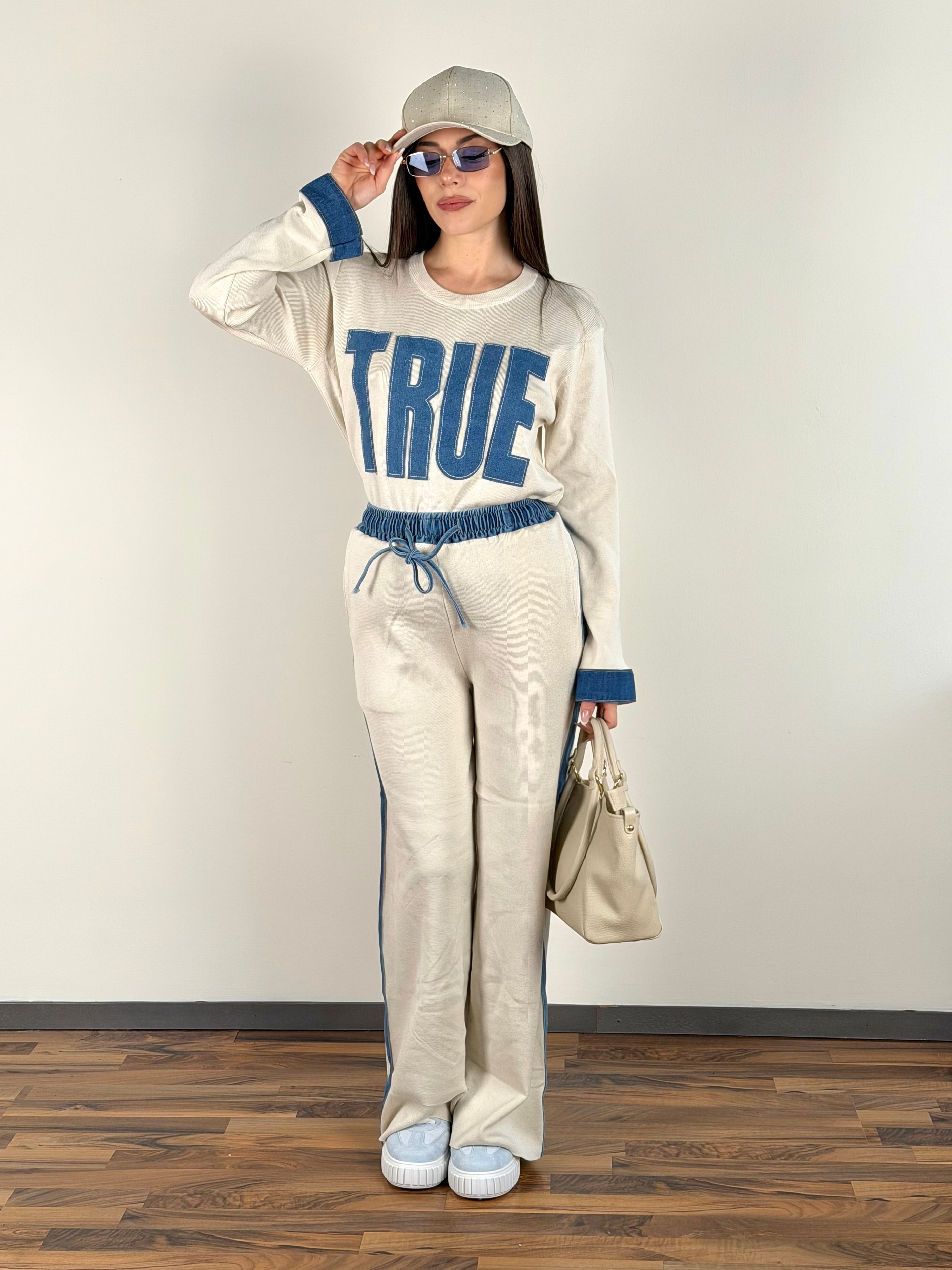Tuta sportiva true beige