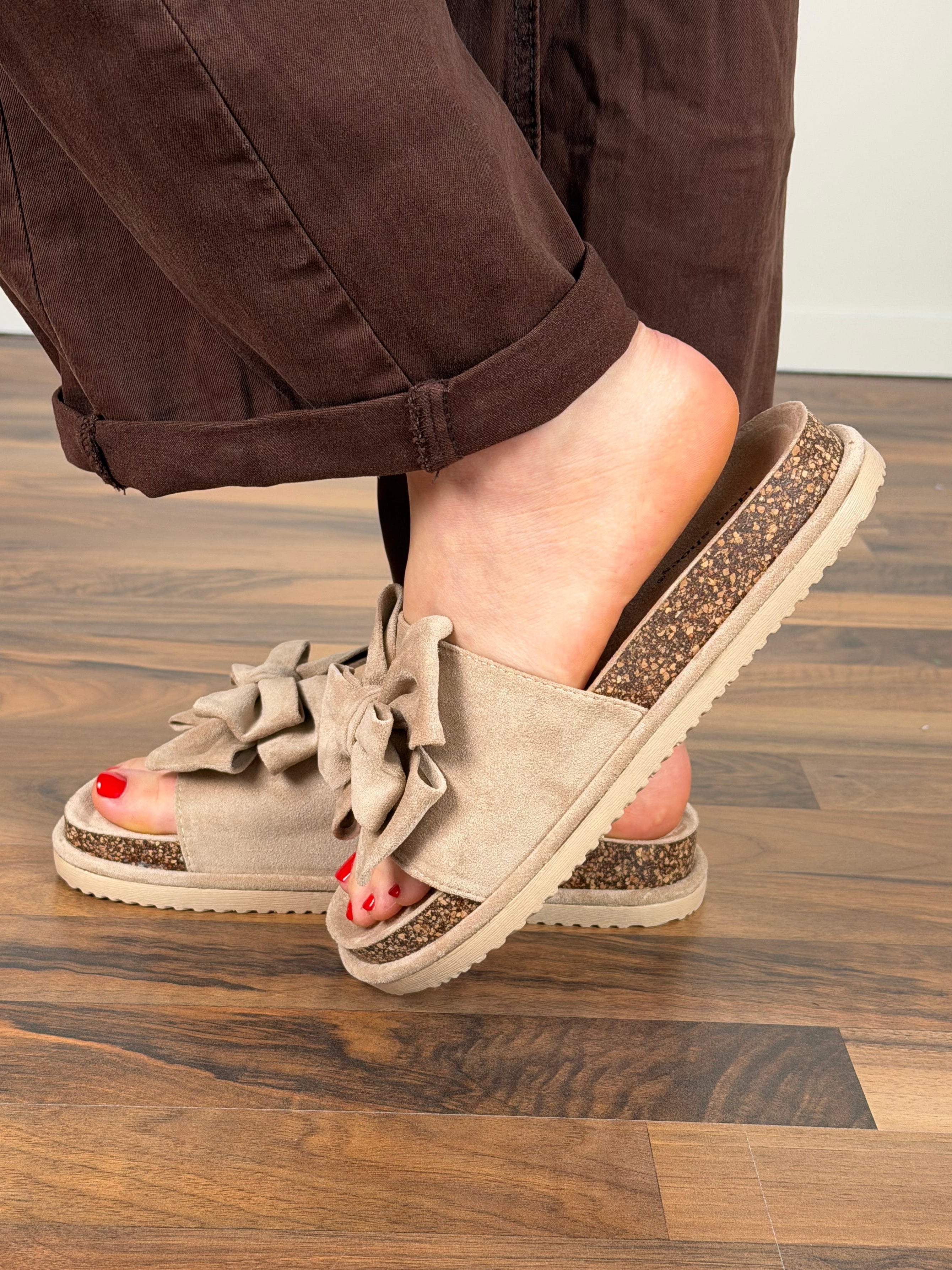 Slippers con fiocco beige