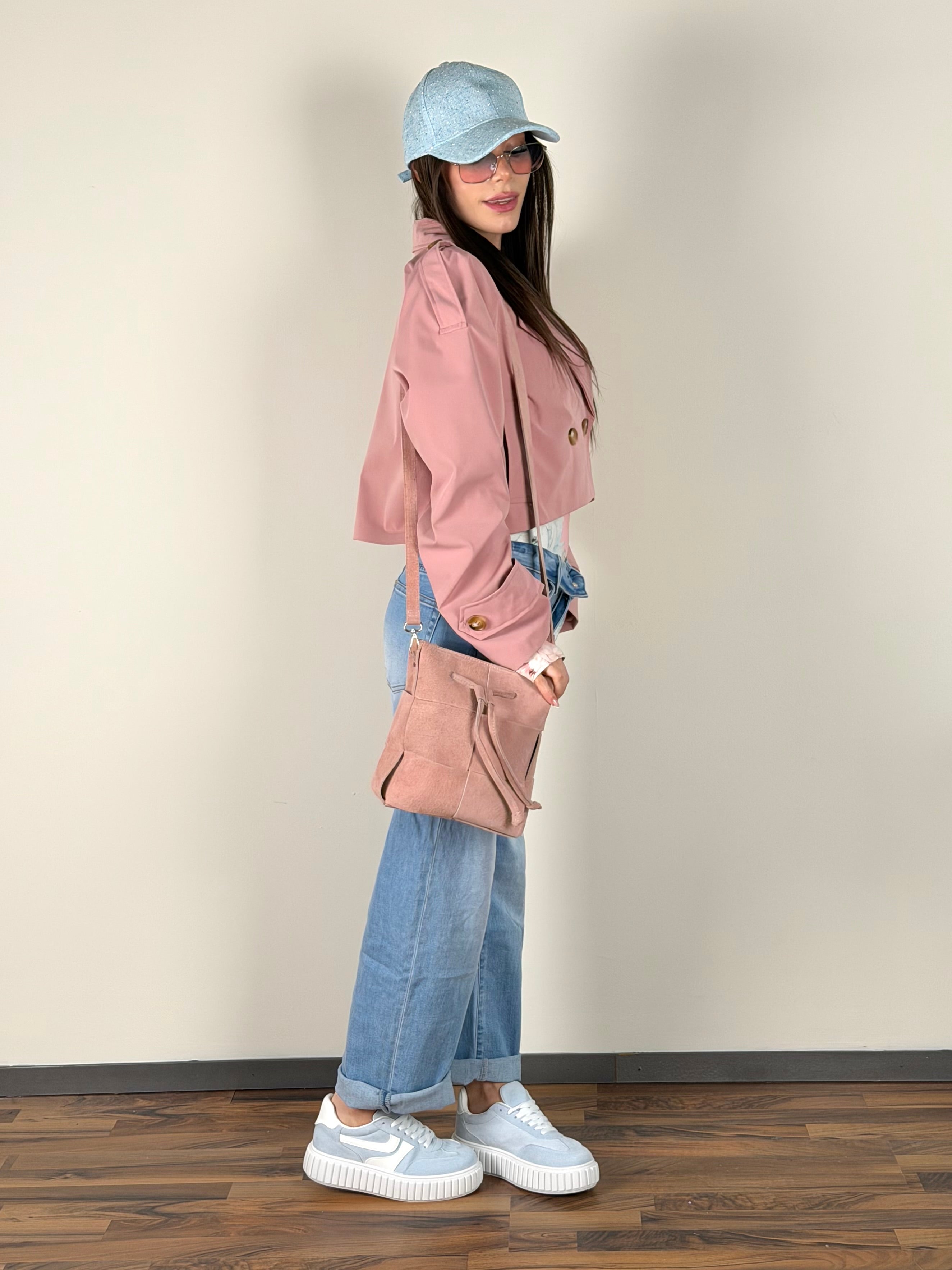 Trench crop rosa