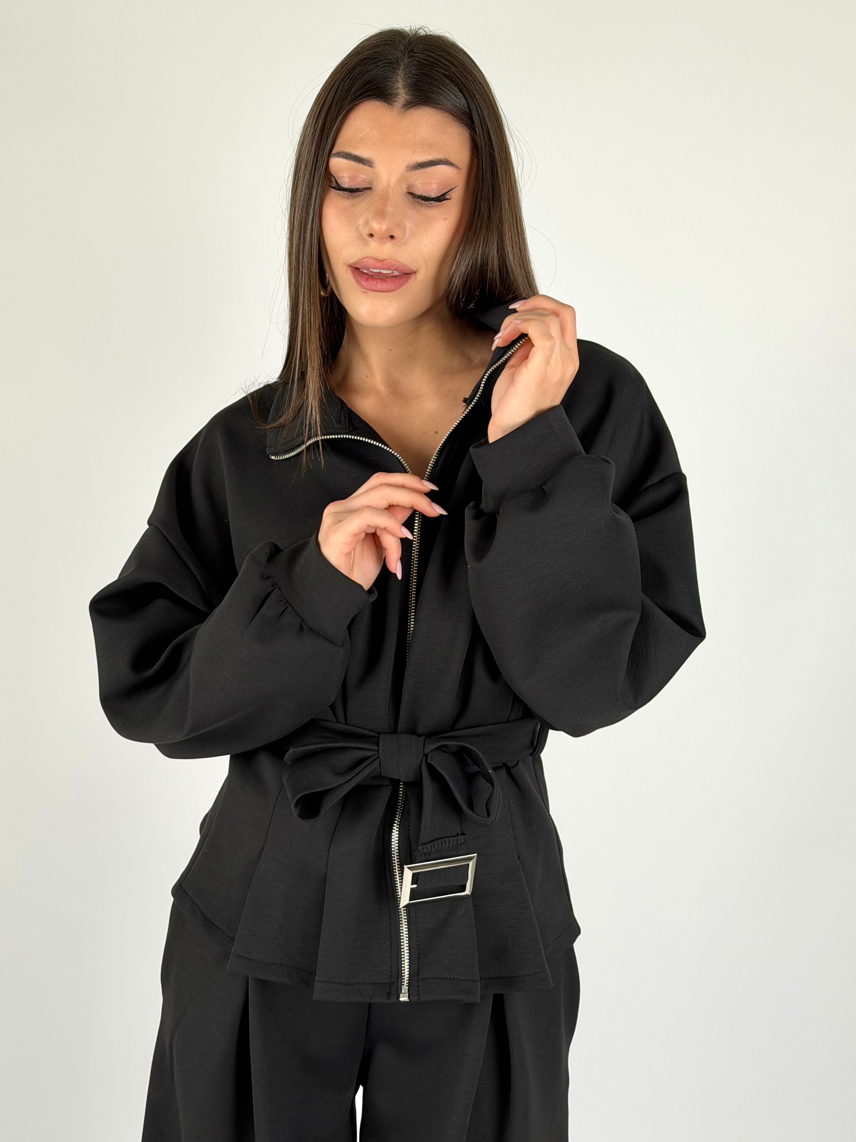 Tuta sportiva Anisa nera