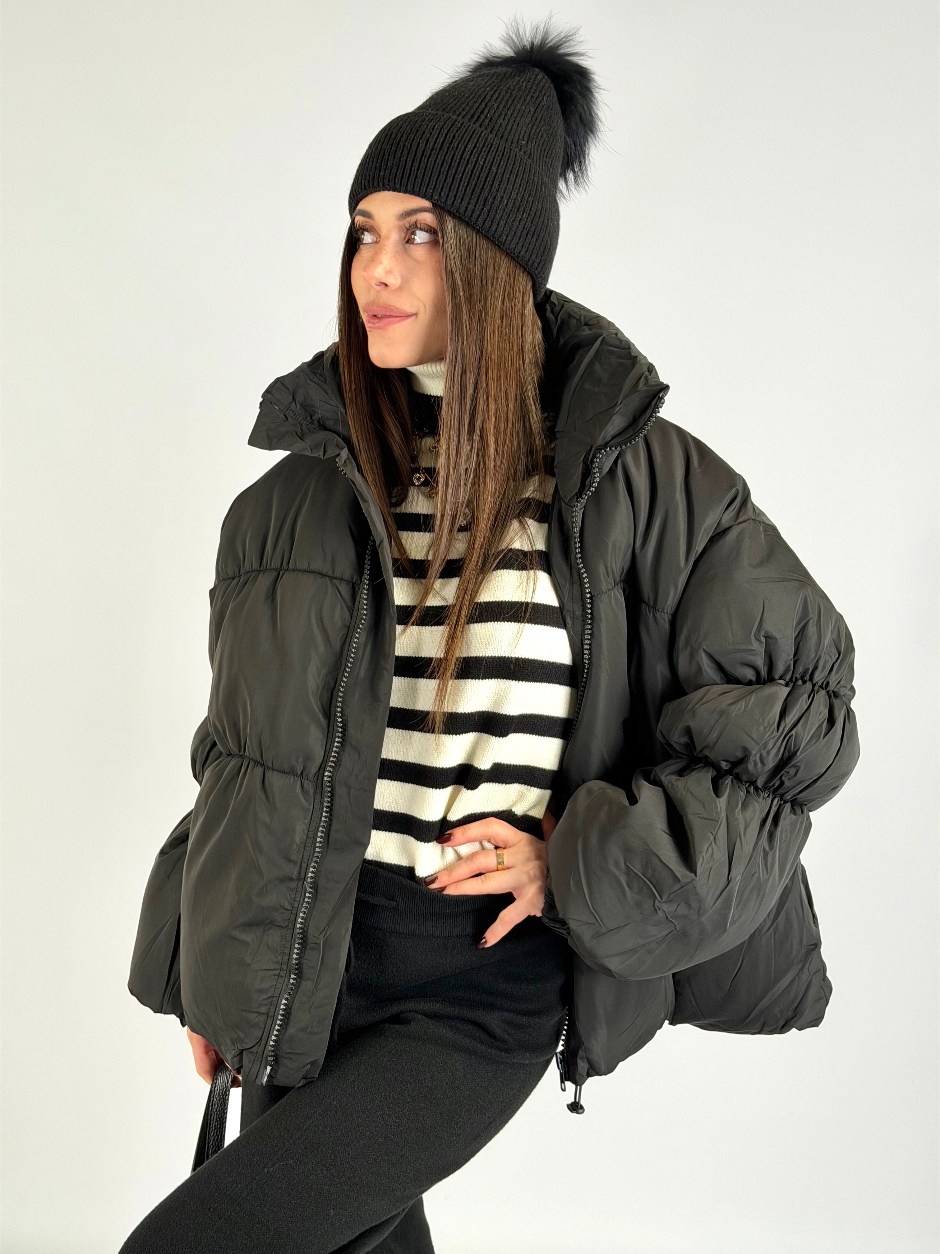 Piumino manica sbuffo nero