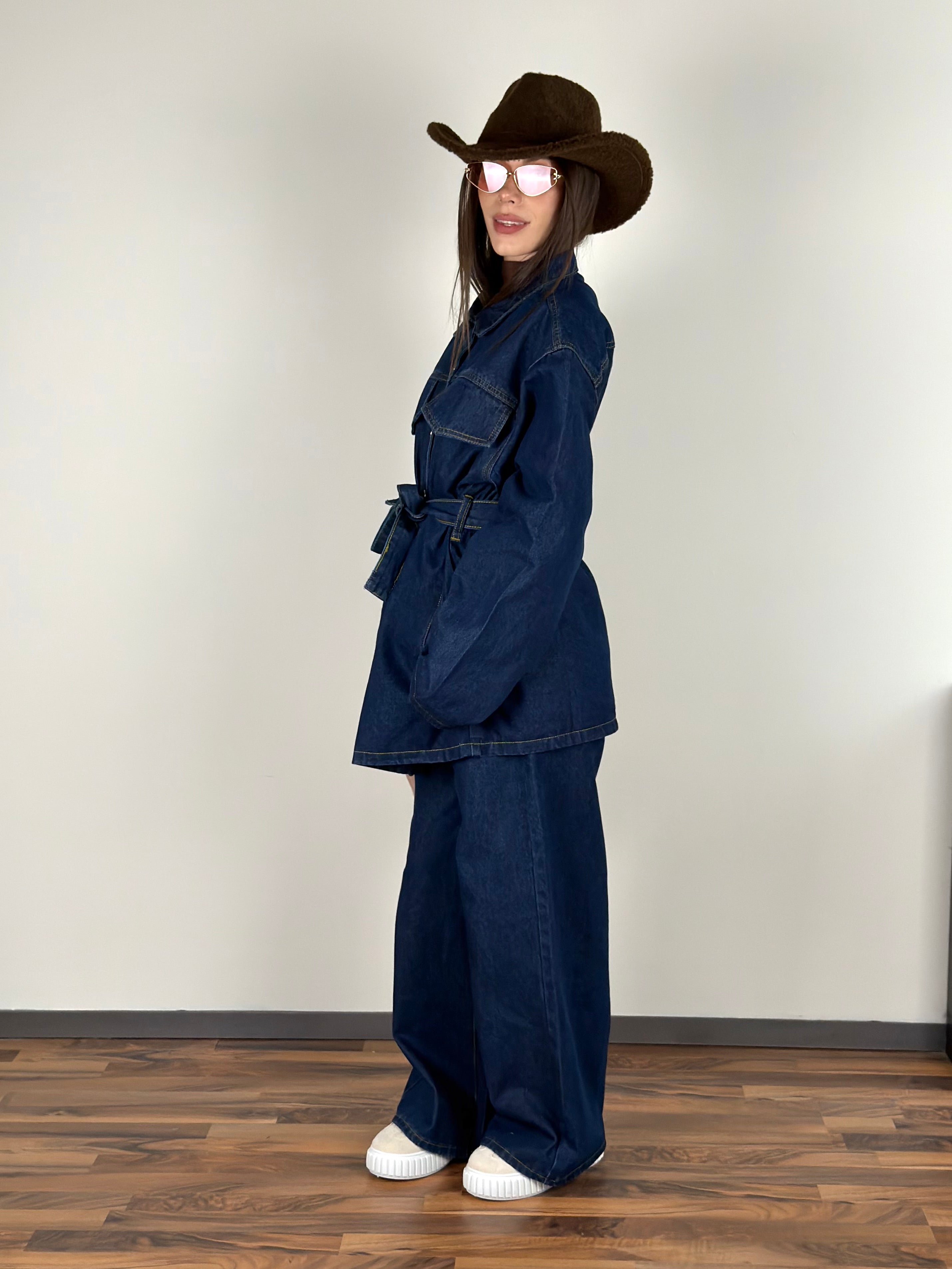 Completo premium NYC blu