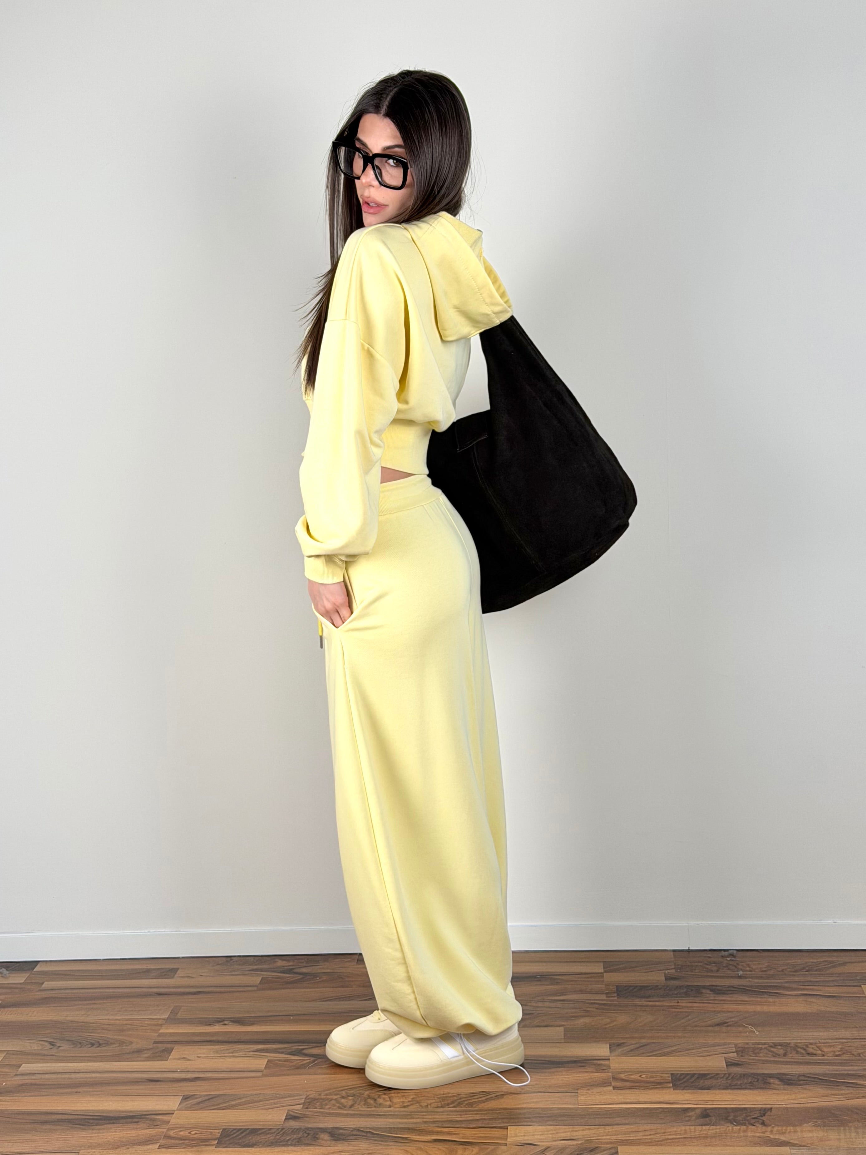 Pantalone tuta basic giallo