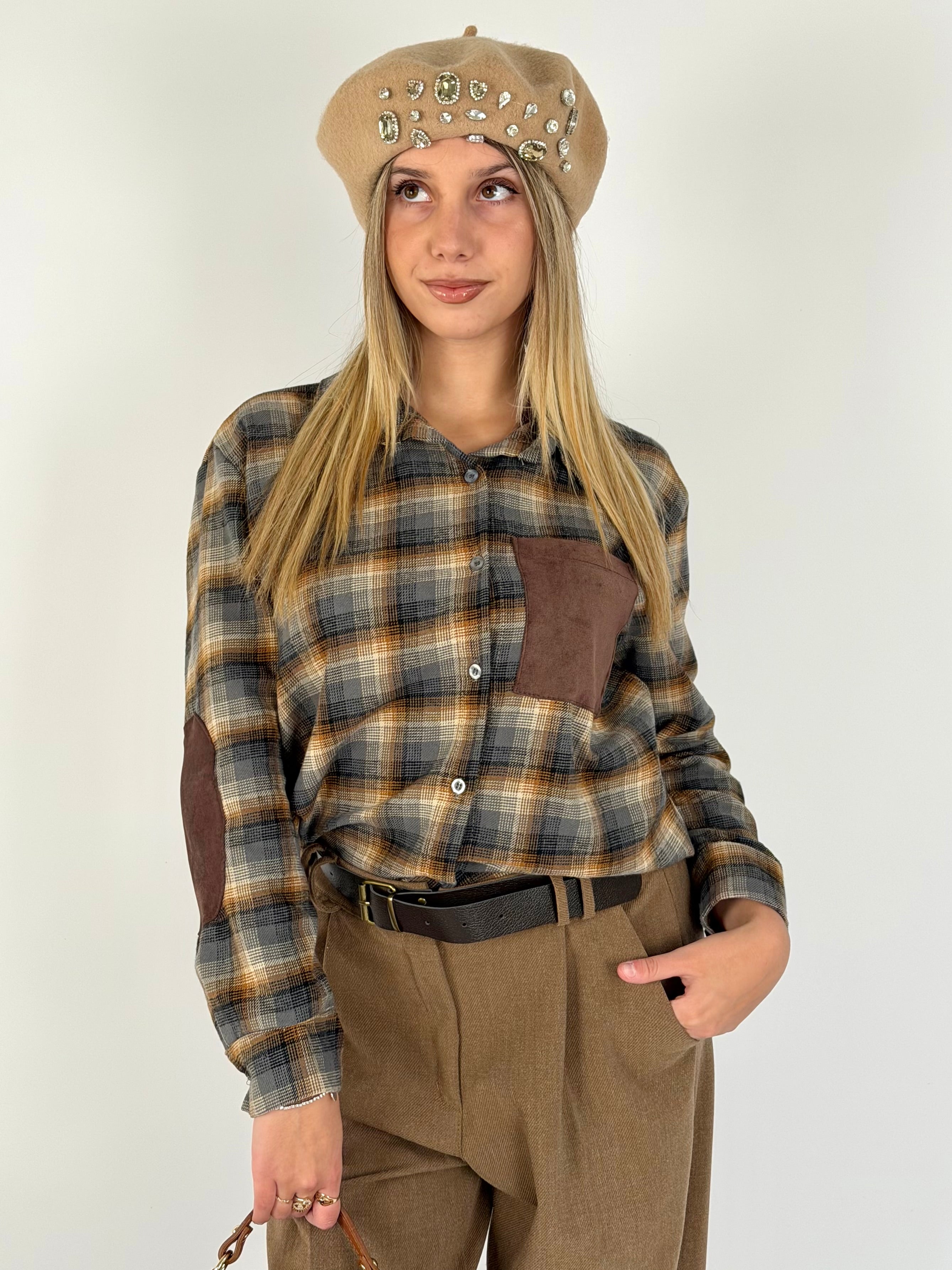 Camicia check taschino scamosciato marrone