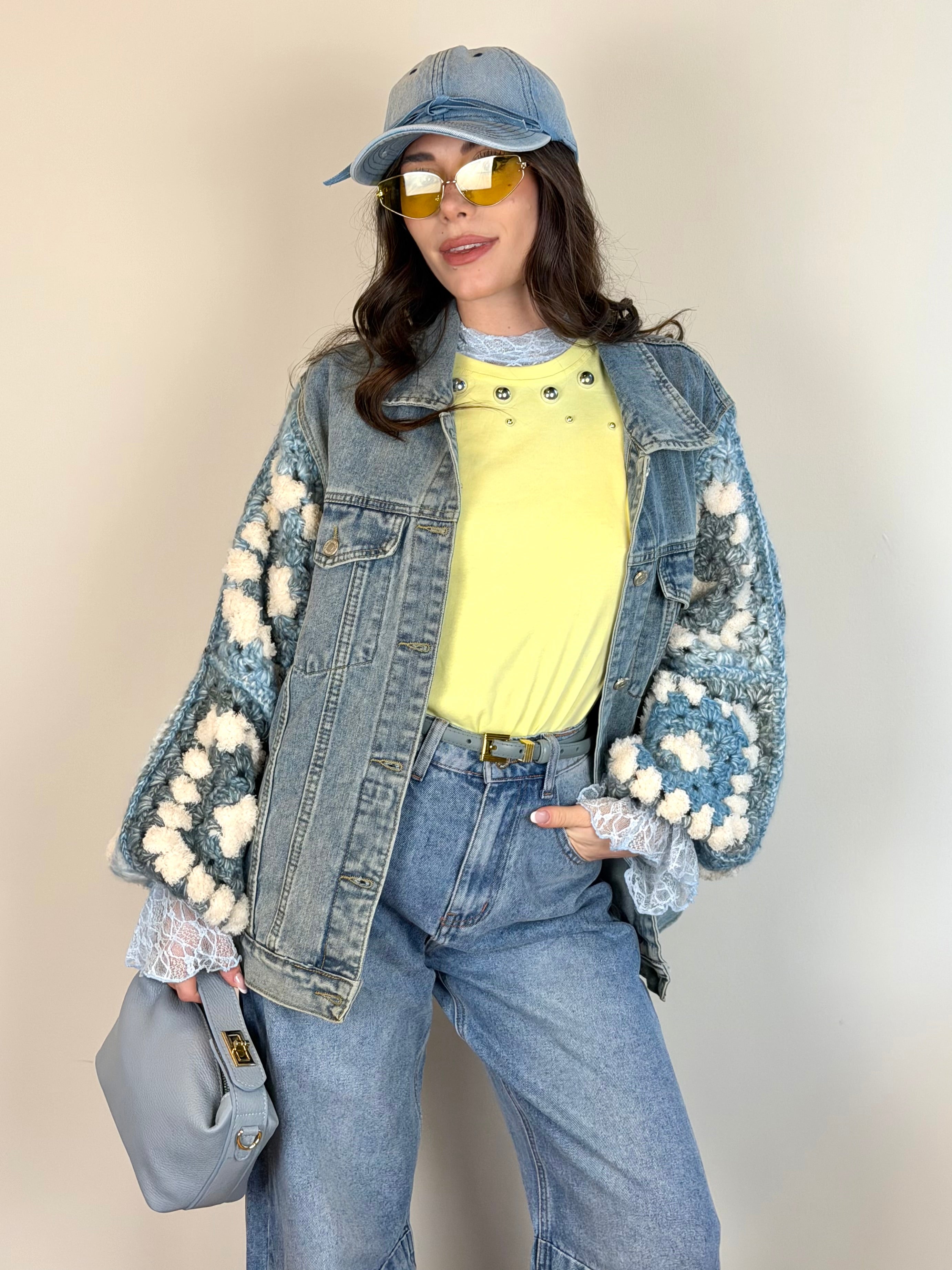 Giubbino maniche ricami colorati