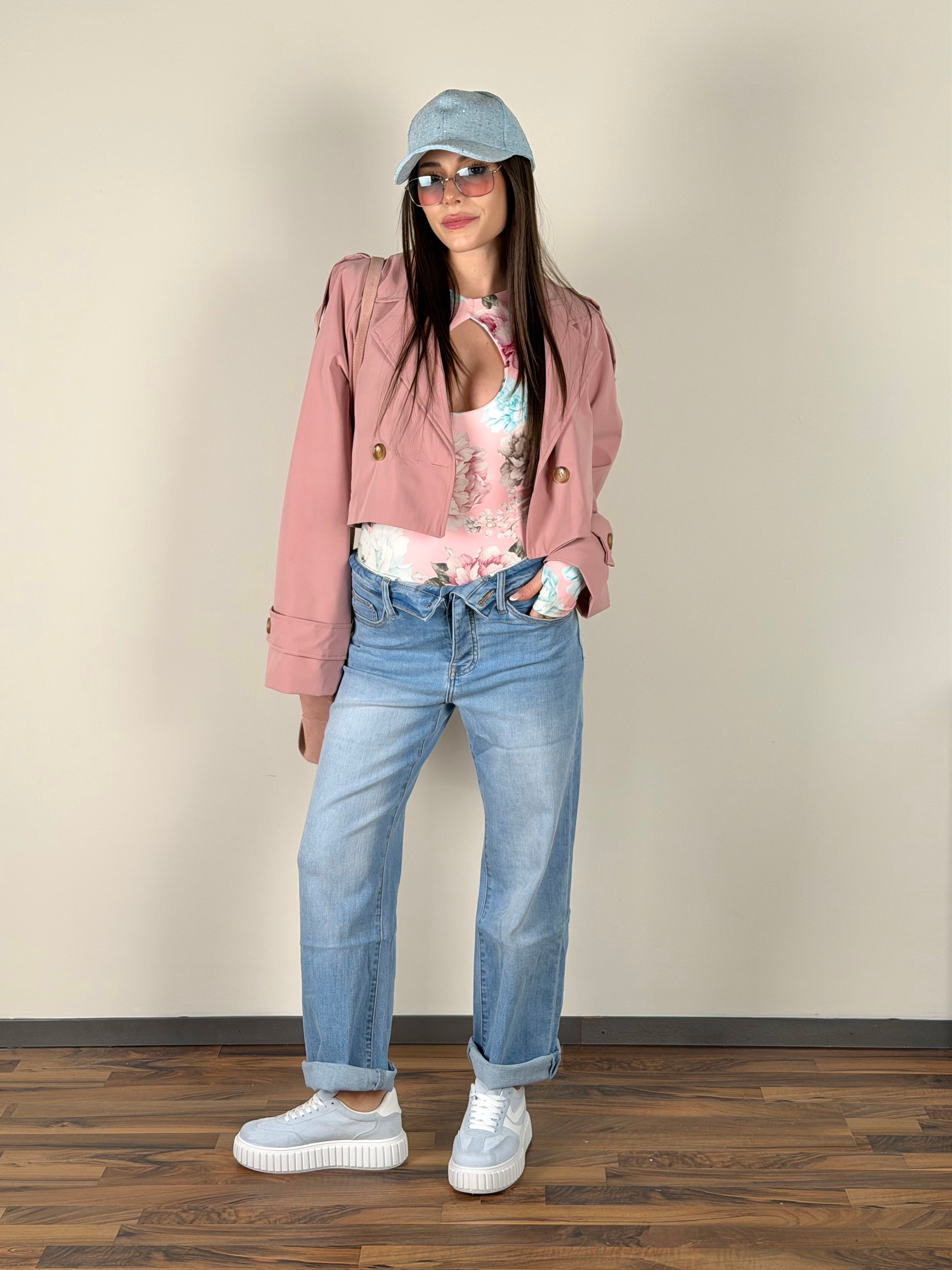Trench crop rosa