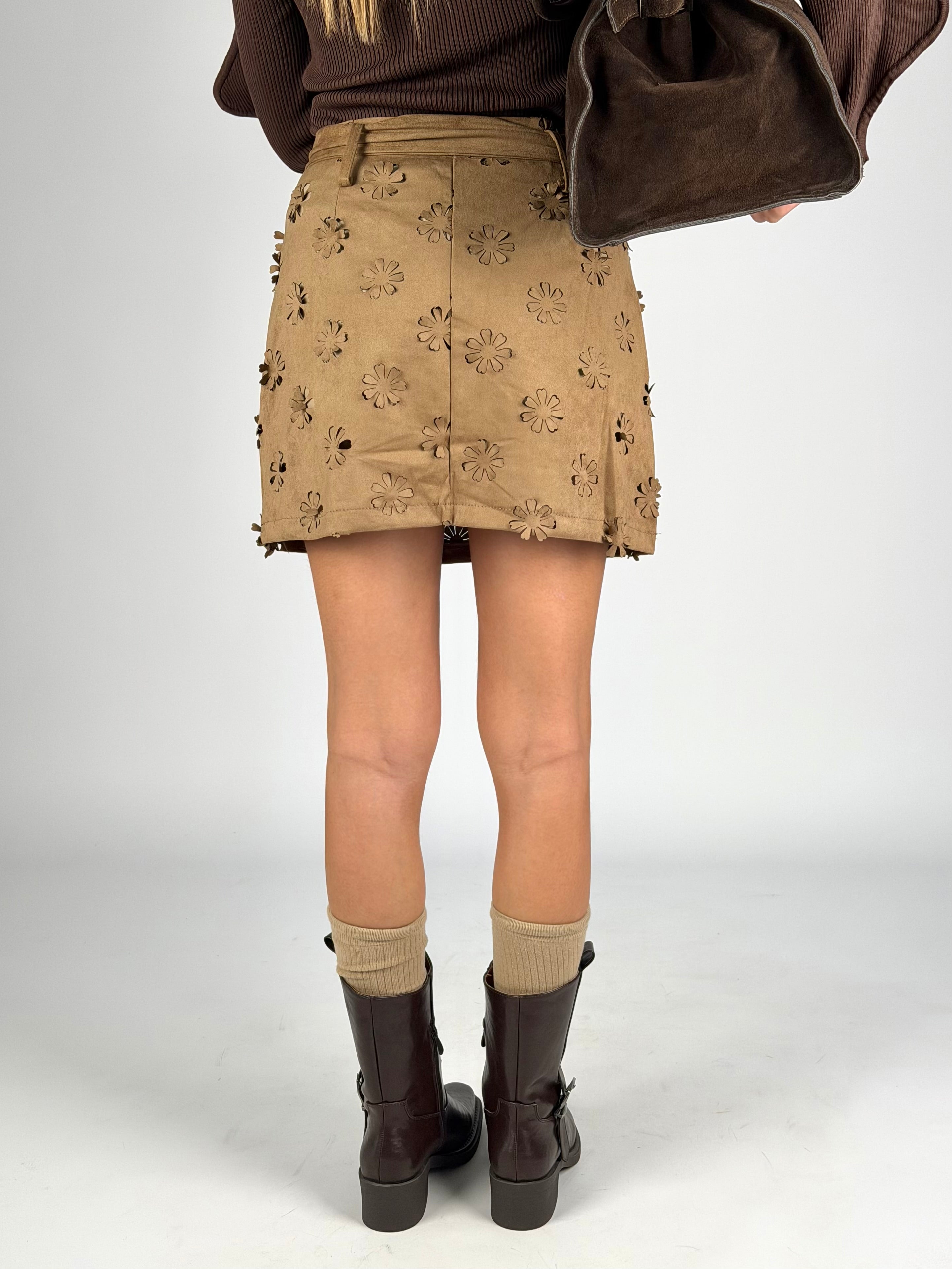 Gonna fiori traforati tabacco