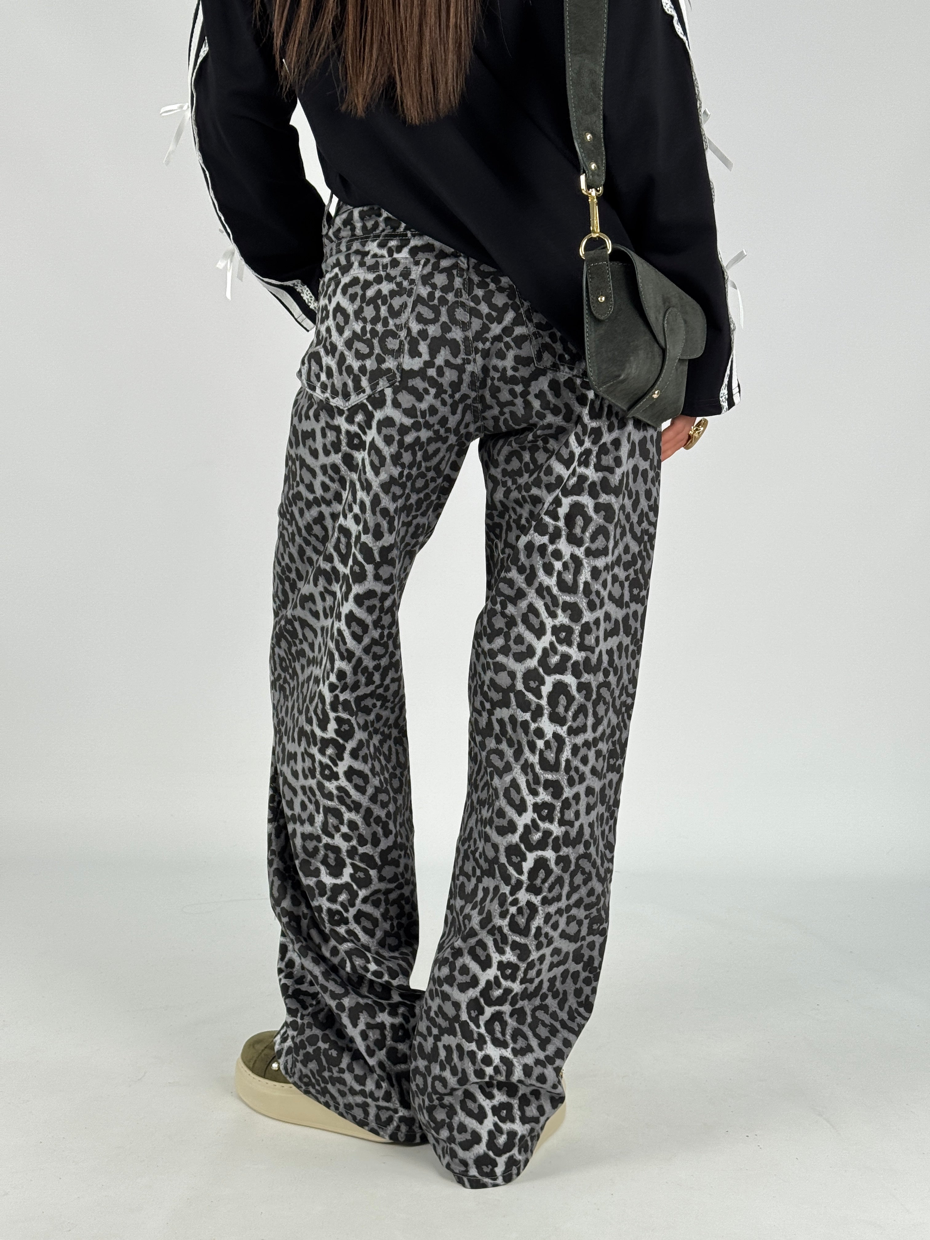 Jeans maculato grigio