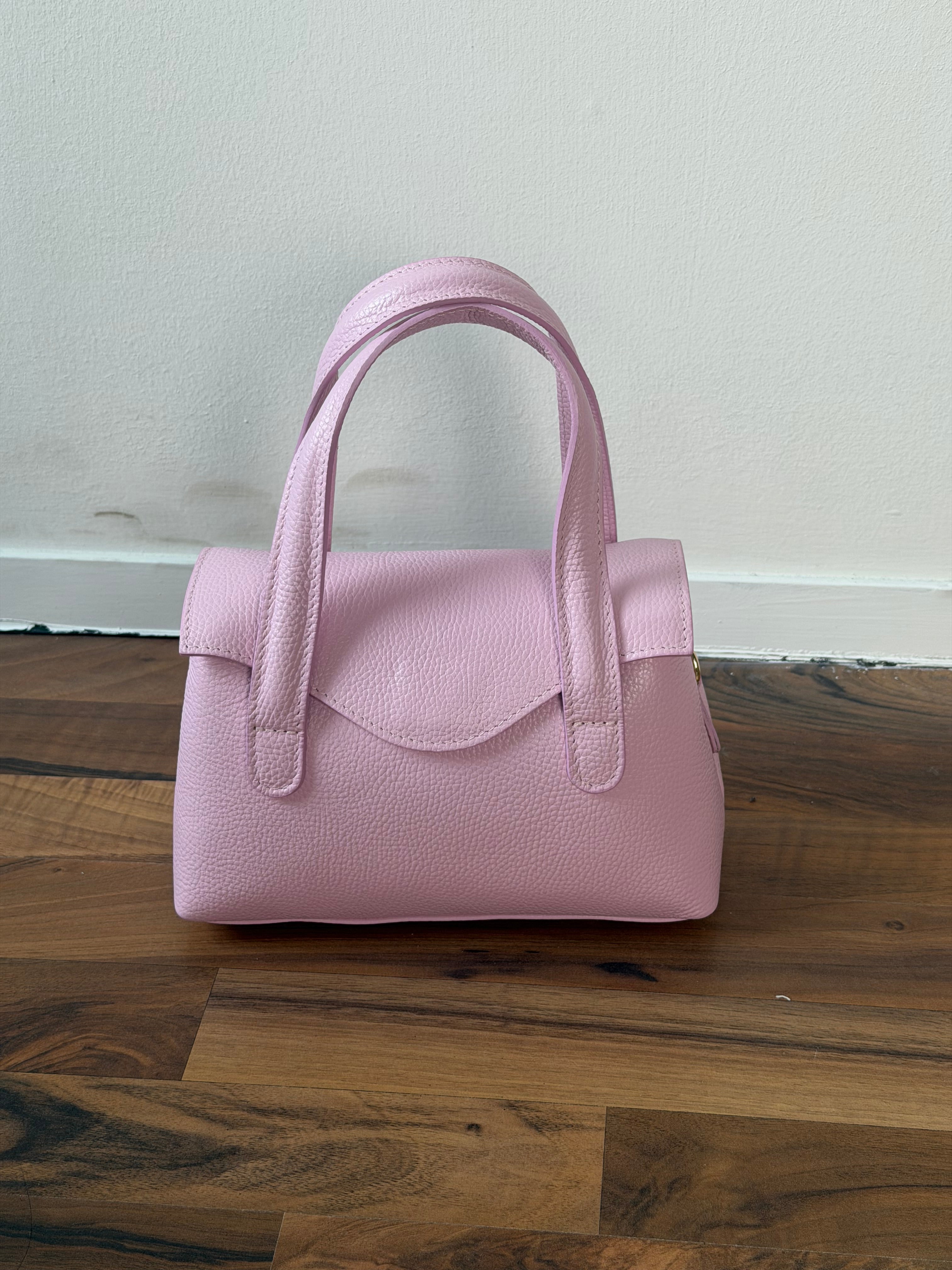 ALEXA BAG