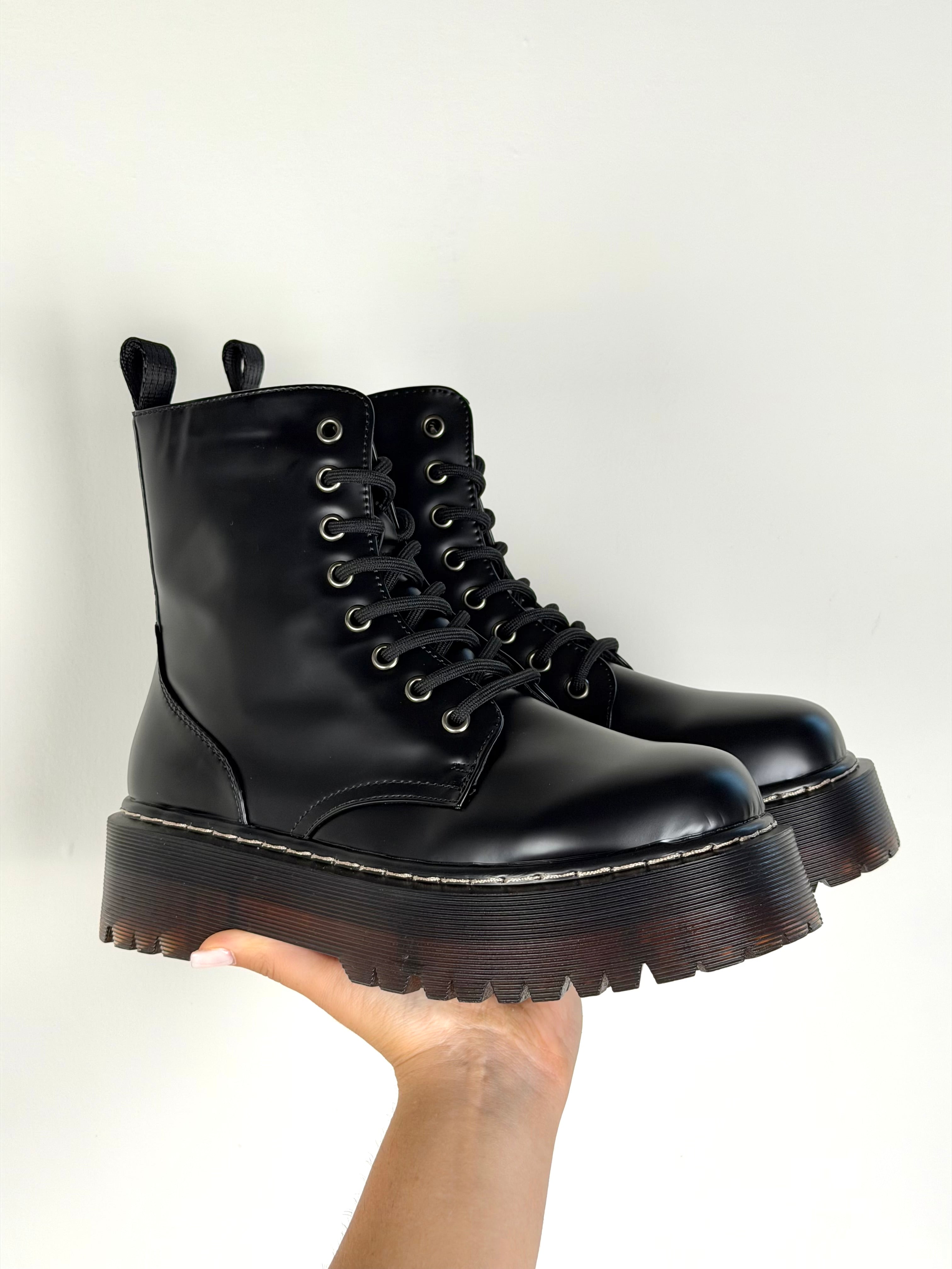 Anfibio new model nero