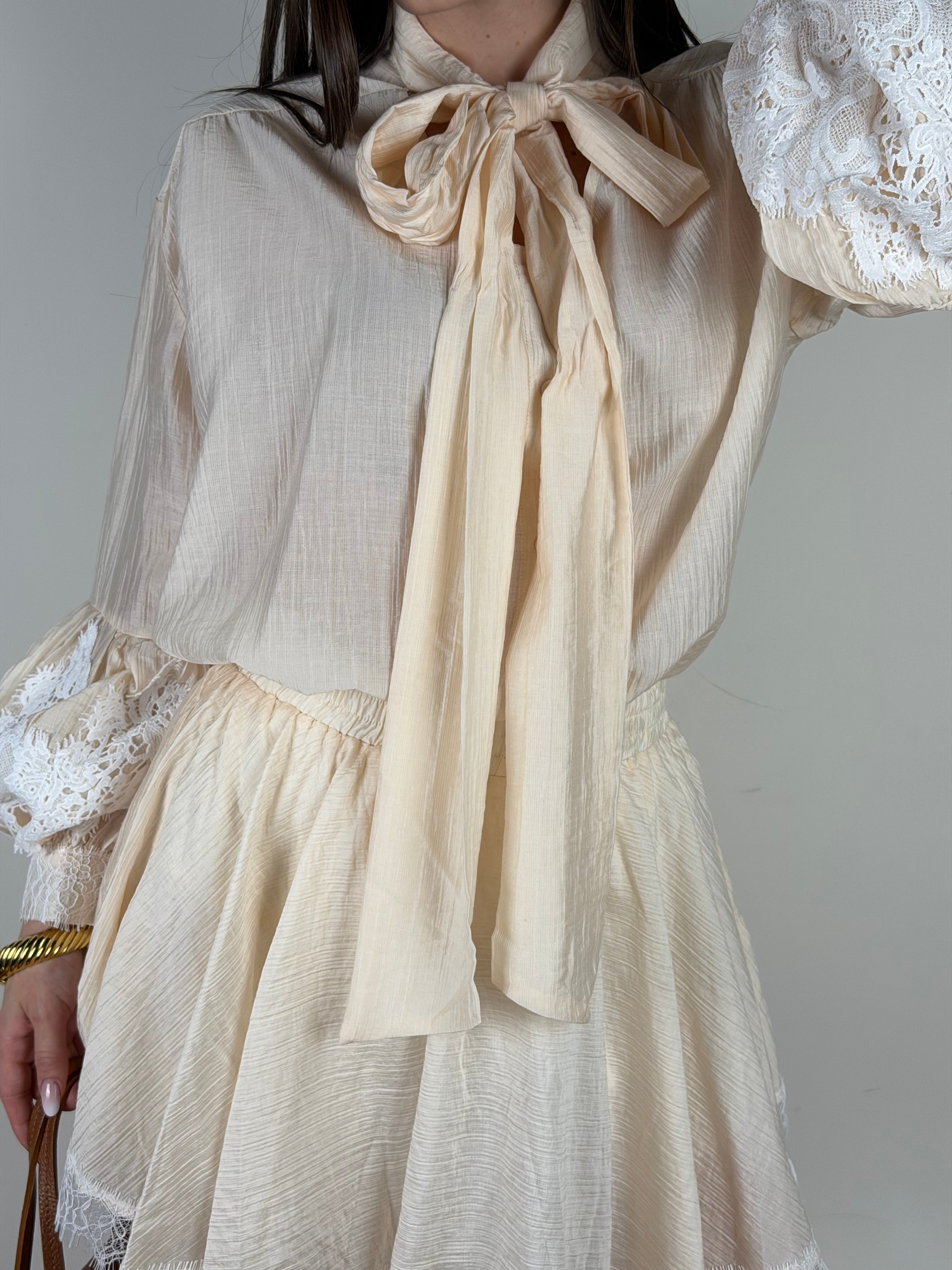 Completo Isadora beige