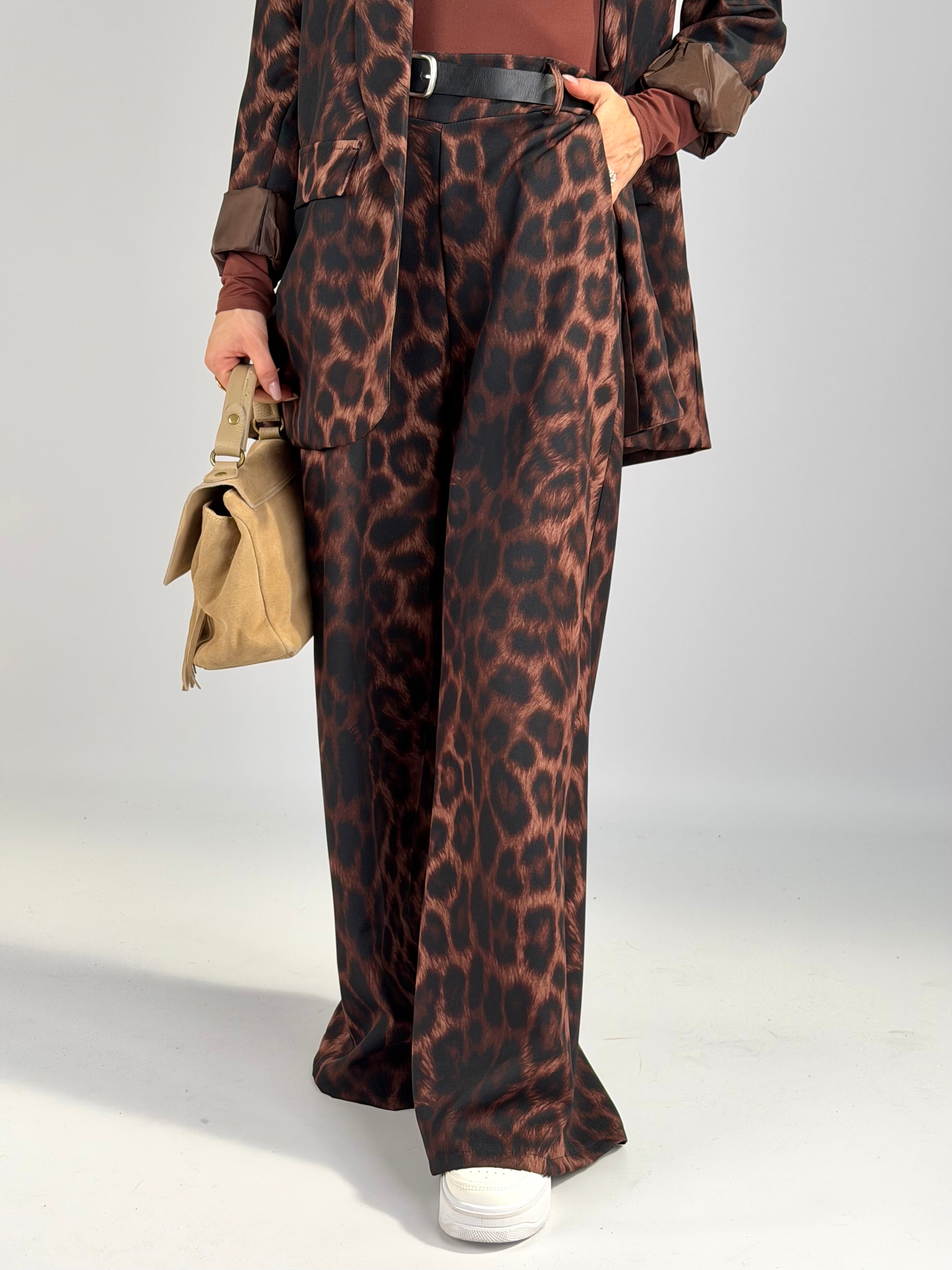 Completo leopardato Isabella