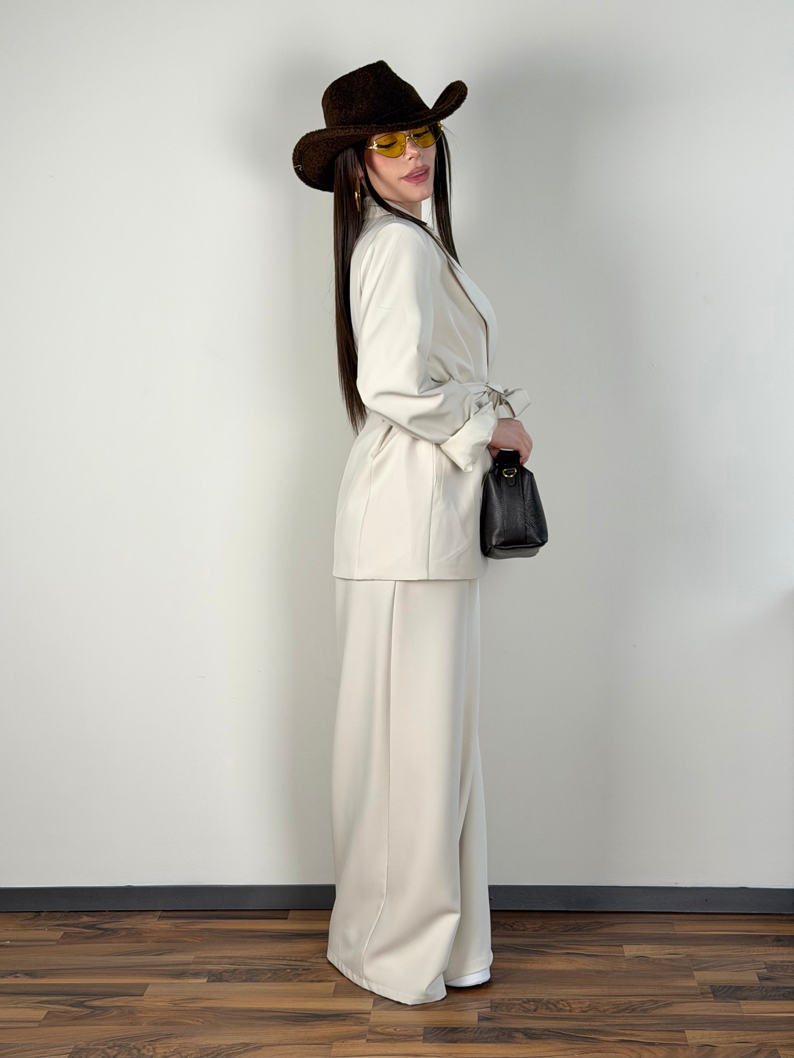 Completo Grace beige