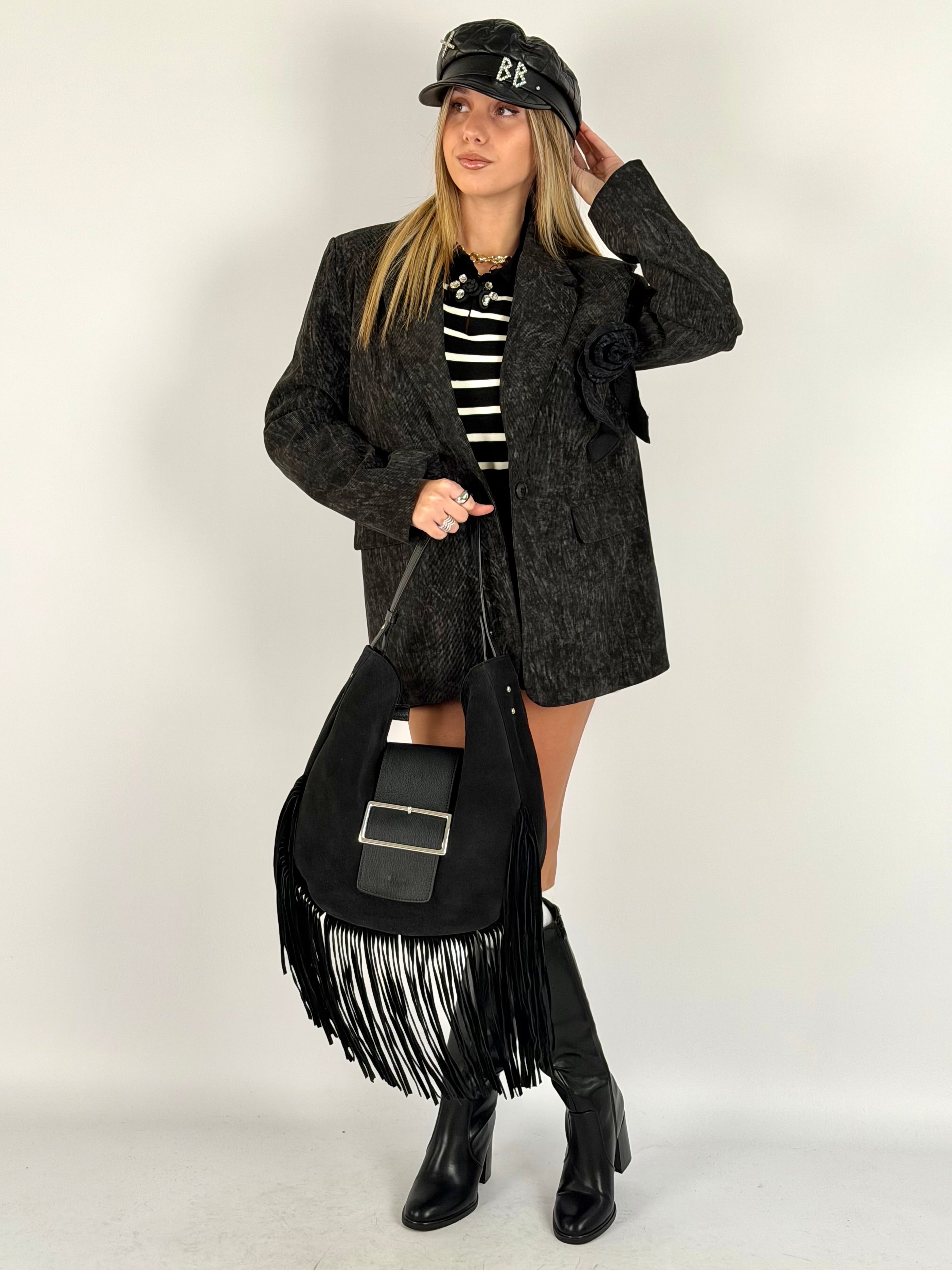 Giacca spilla maxi rosa nera