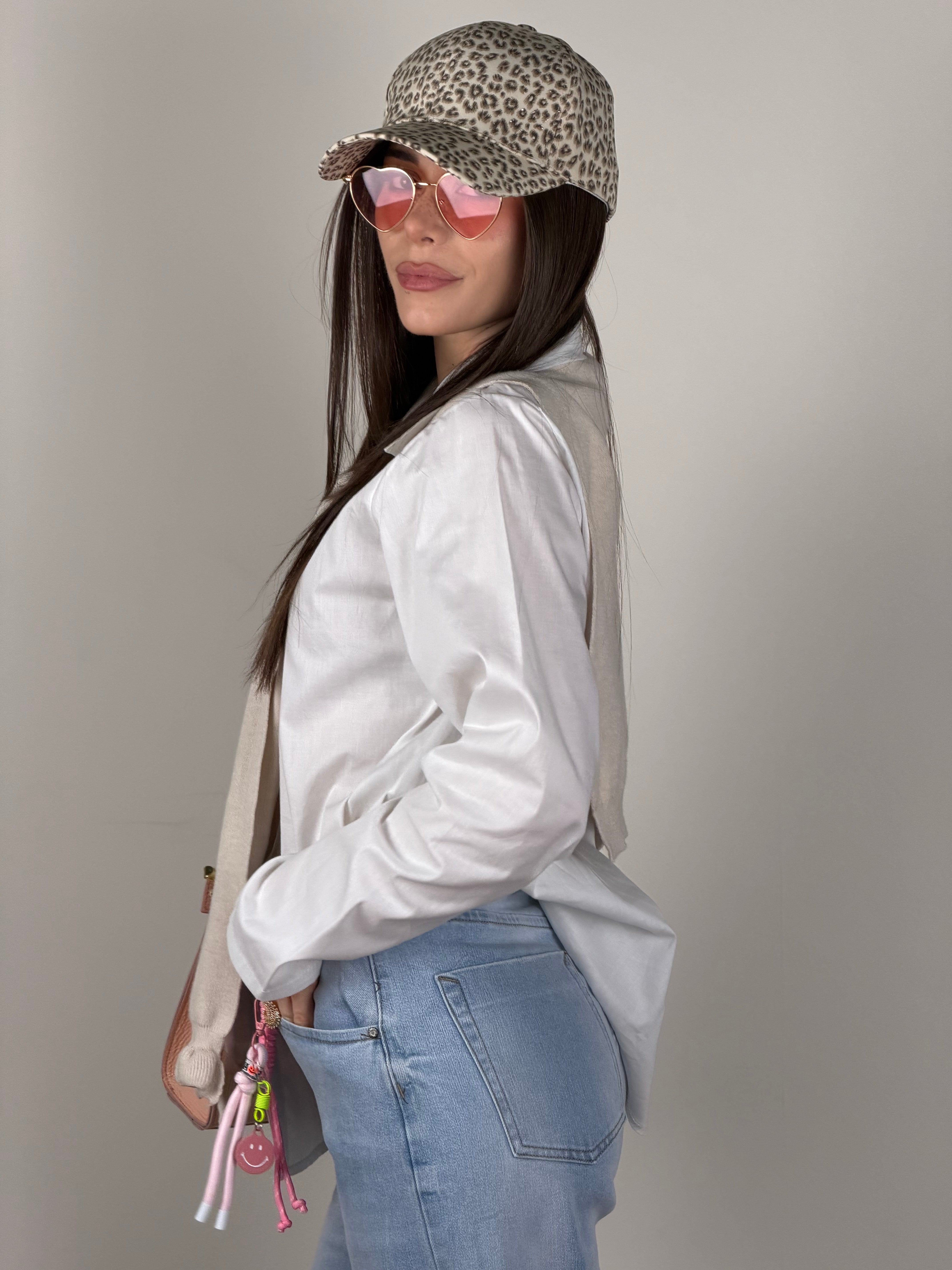 Camicia cotone + maglioncino beige