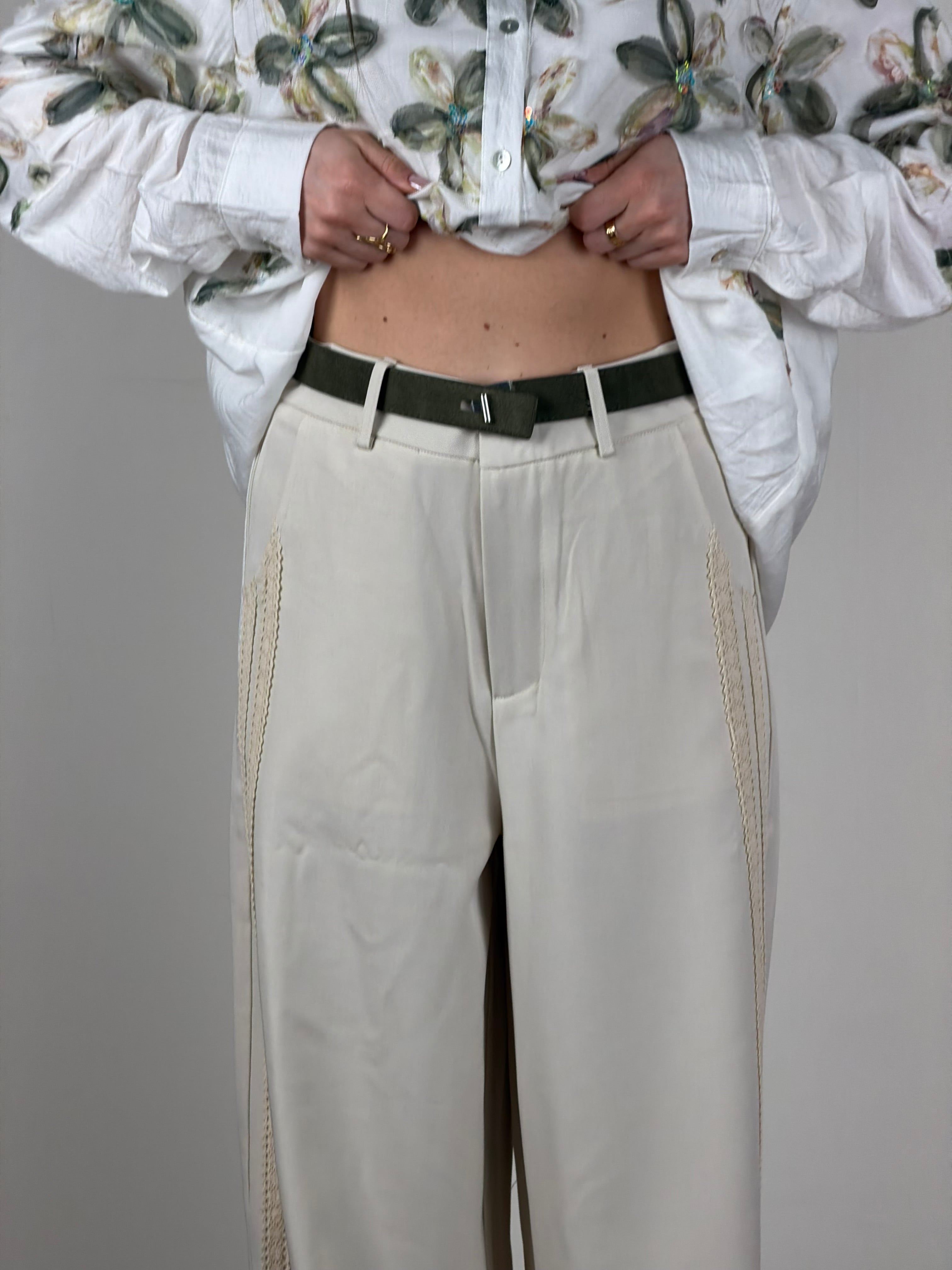 Pantalone bande pizzo beige