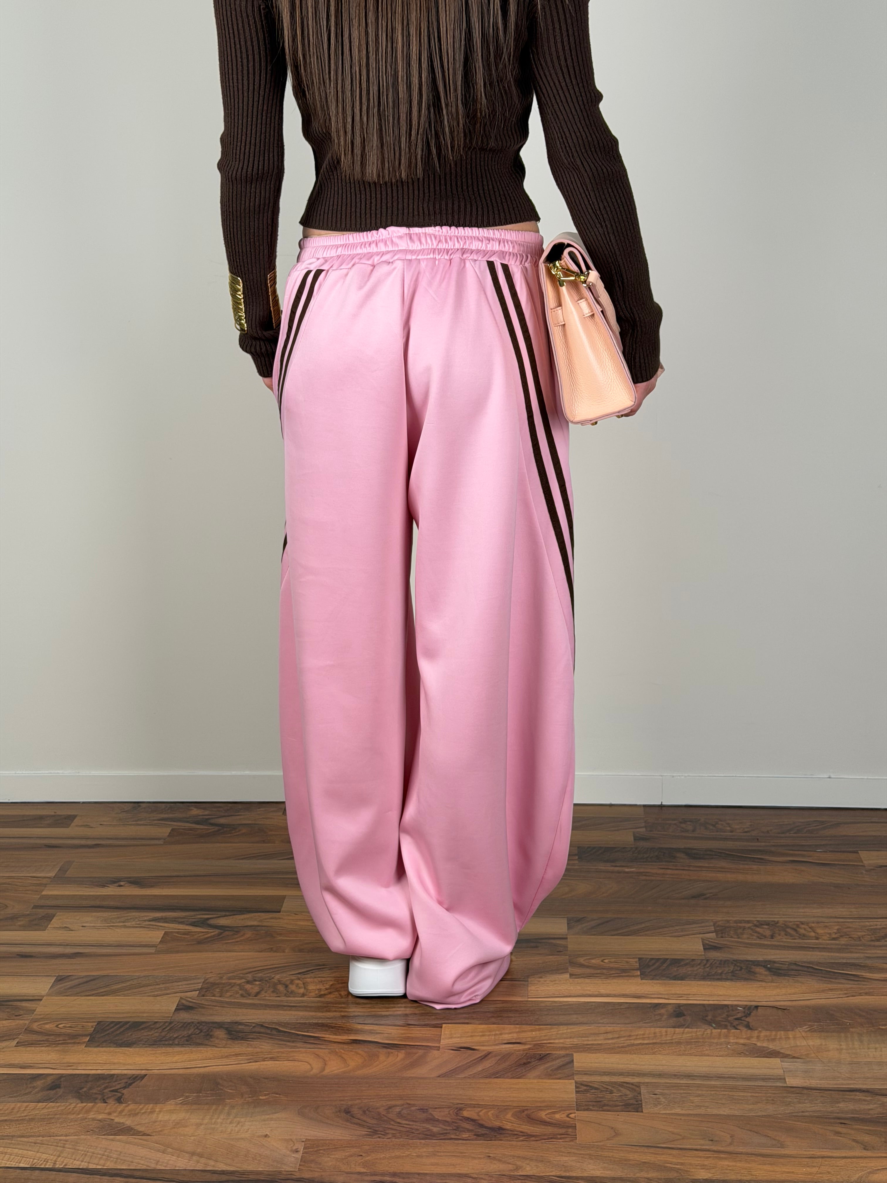 Pantalone tuta banda rosa