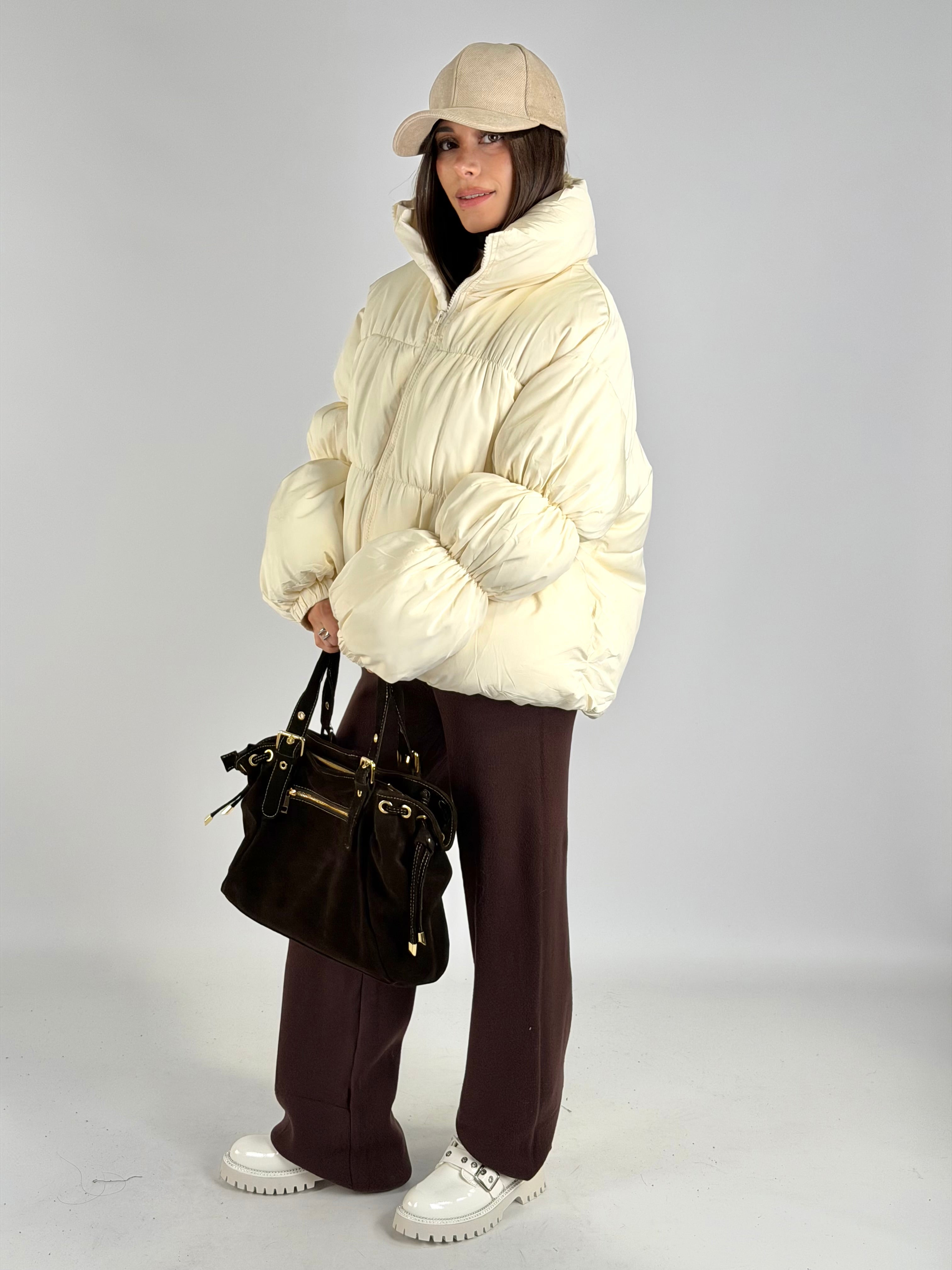 Piumino manica sbuffo beige