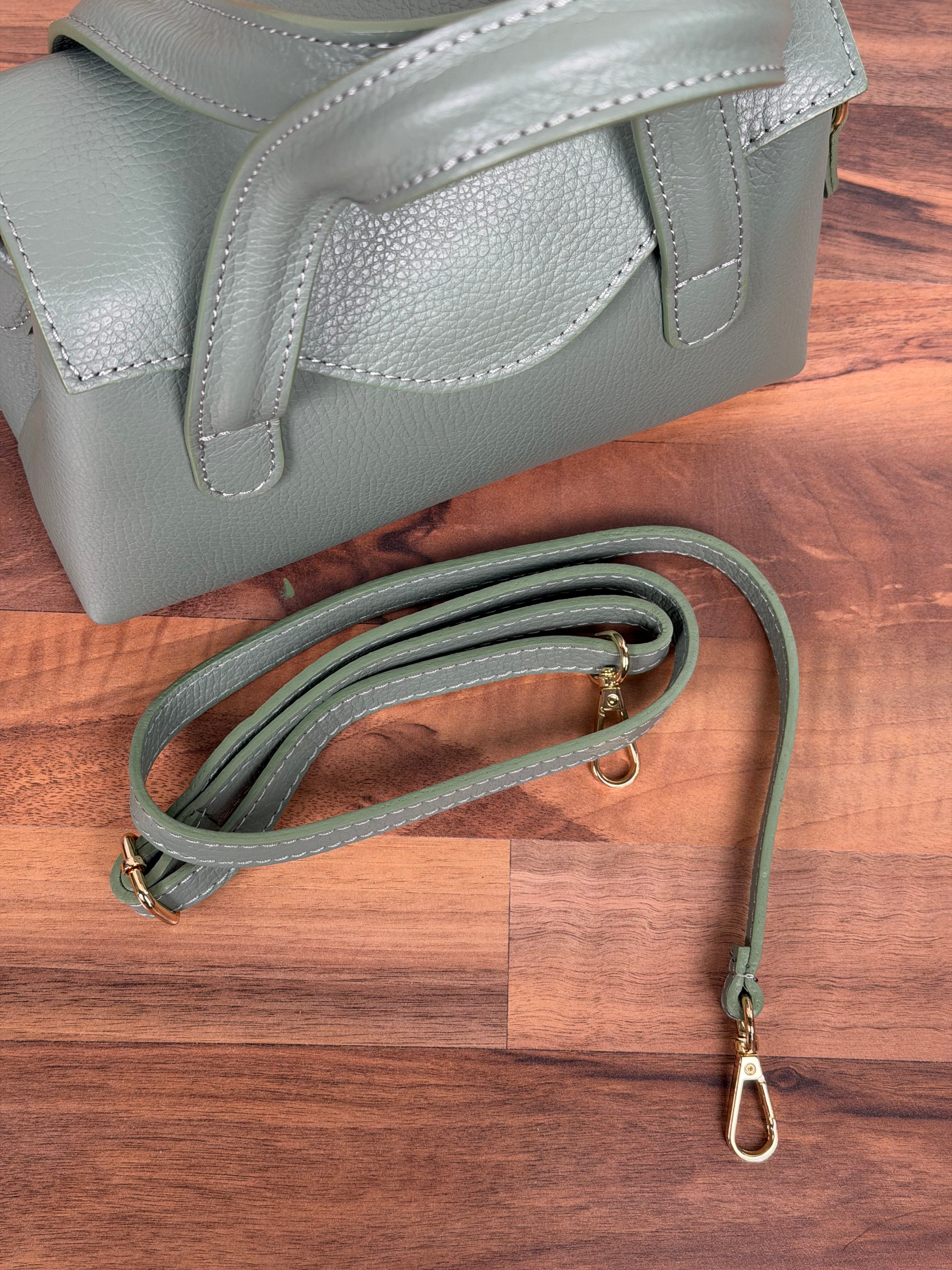 ALEXA BAG
