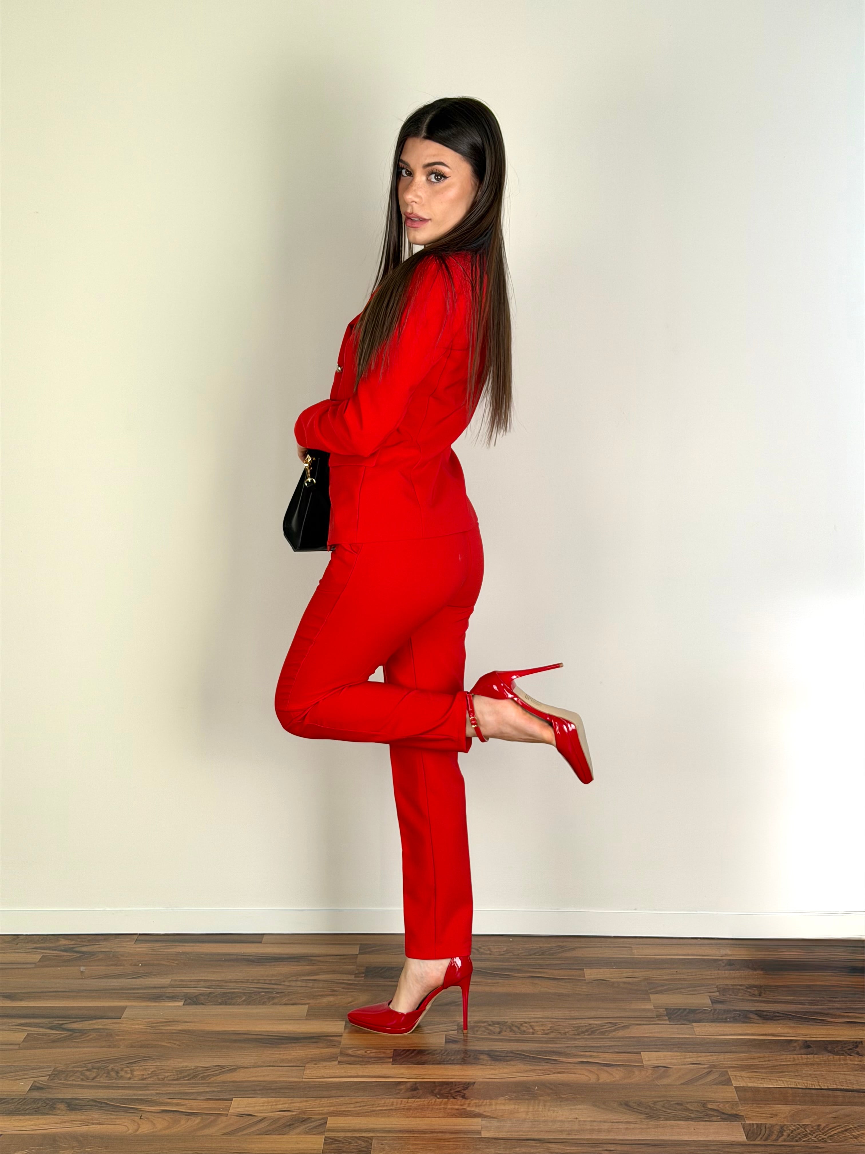 Completo Amy rosso