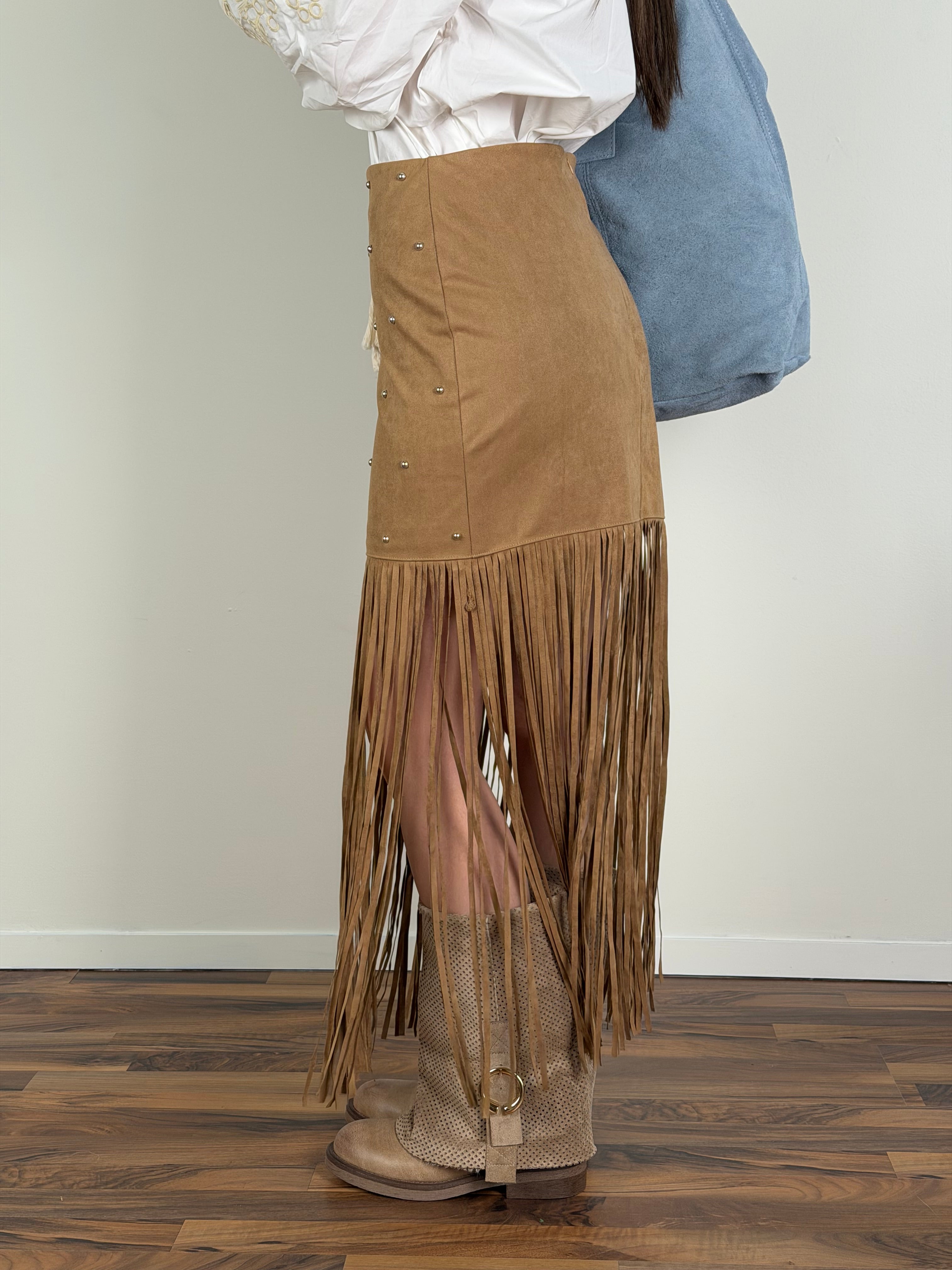 Gonna borchie frange