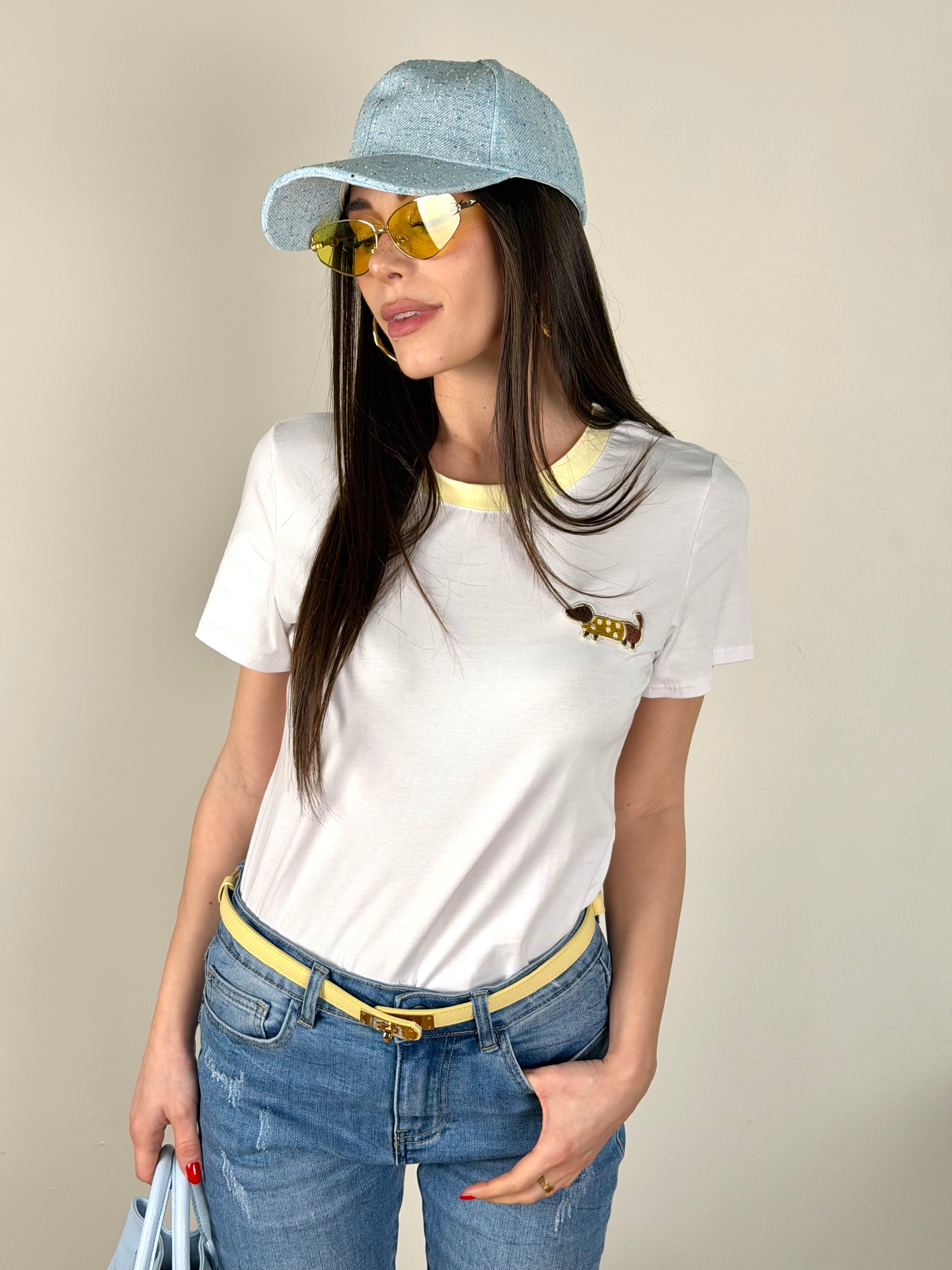 T-shirt dog gialla