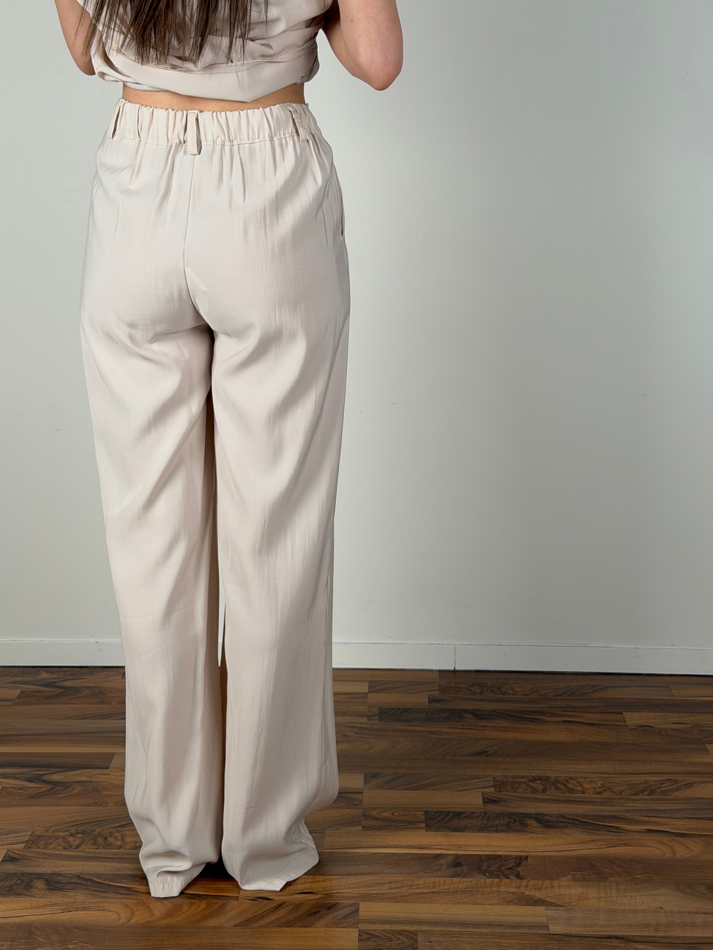 Completo fiocco maculato beige