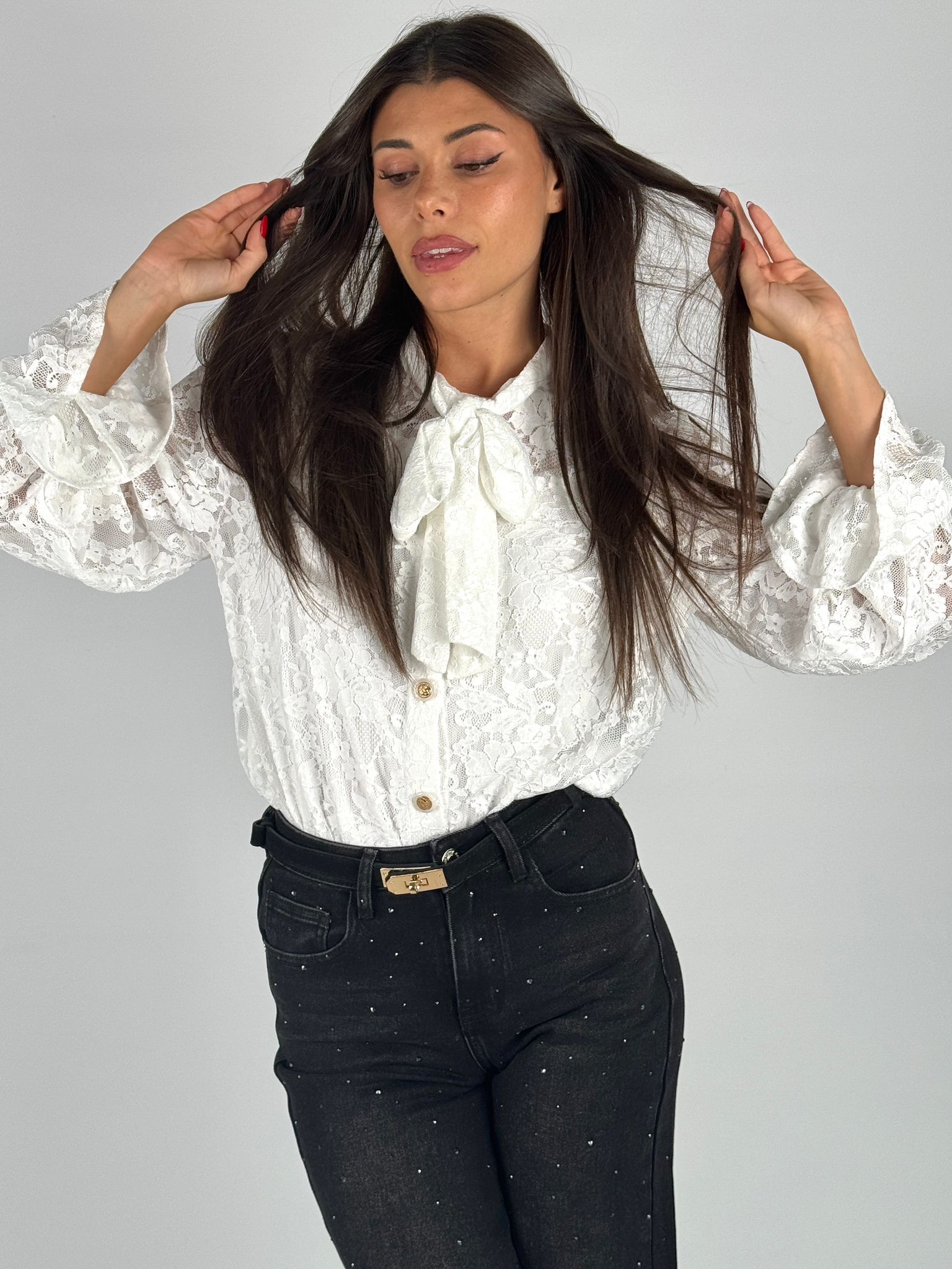 Camicia pizzo fiocco bianca