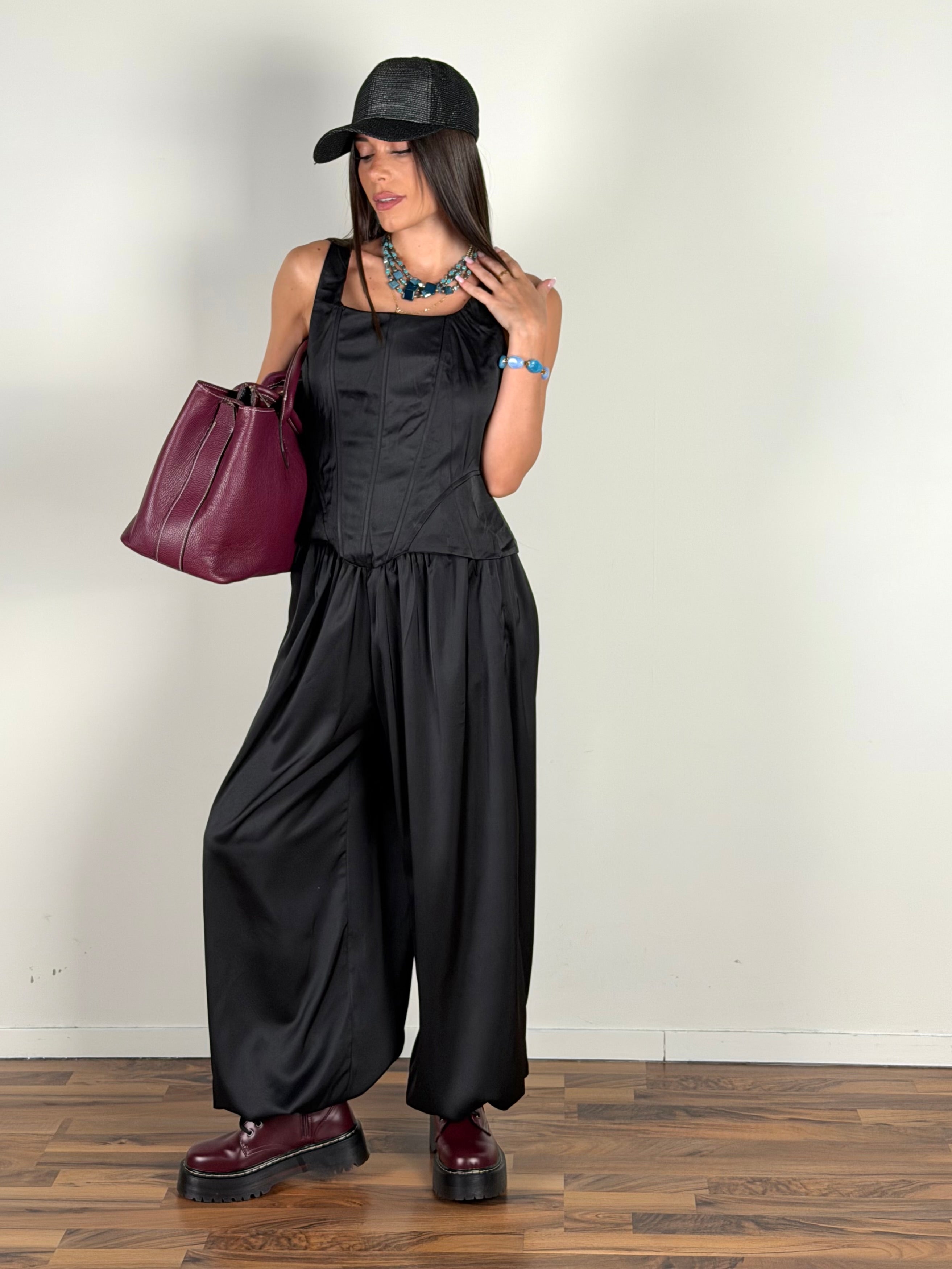 Completo premium Micaela nero