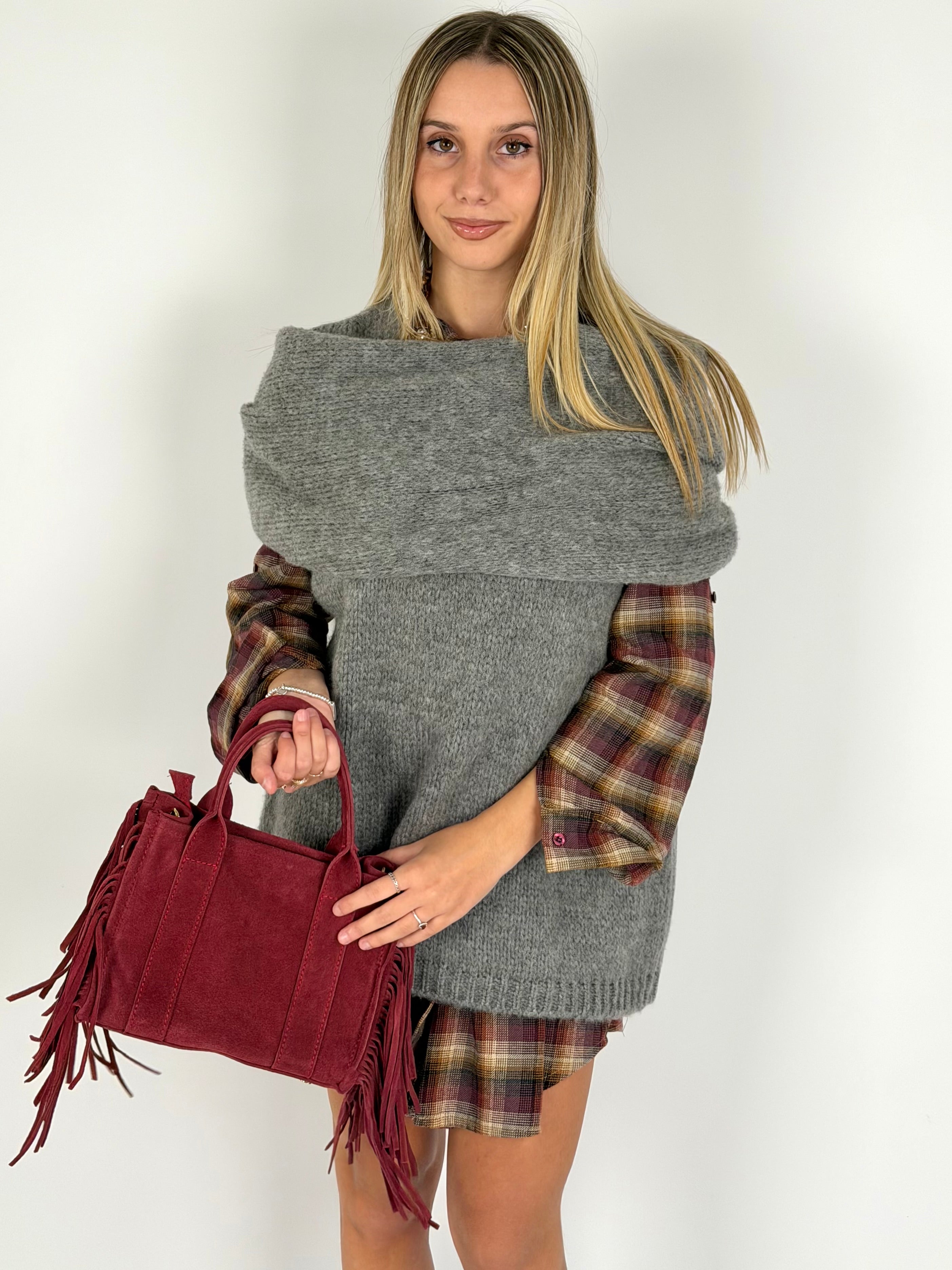 Smanicato + sciarpa grigia