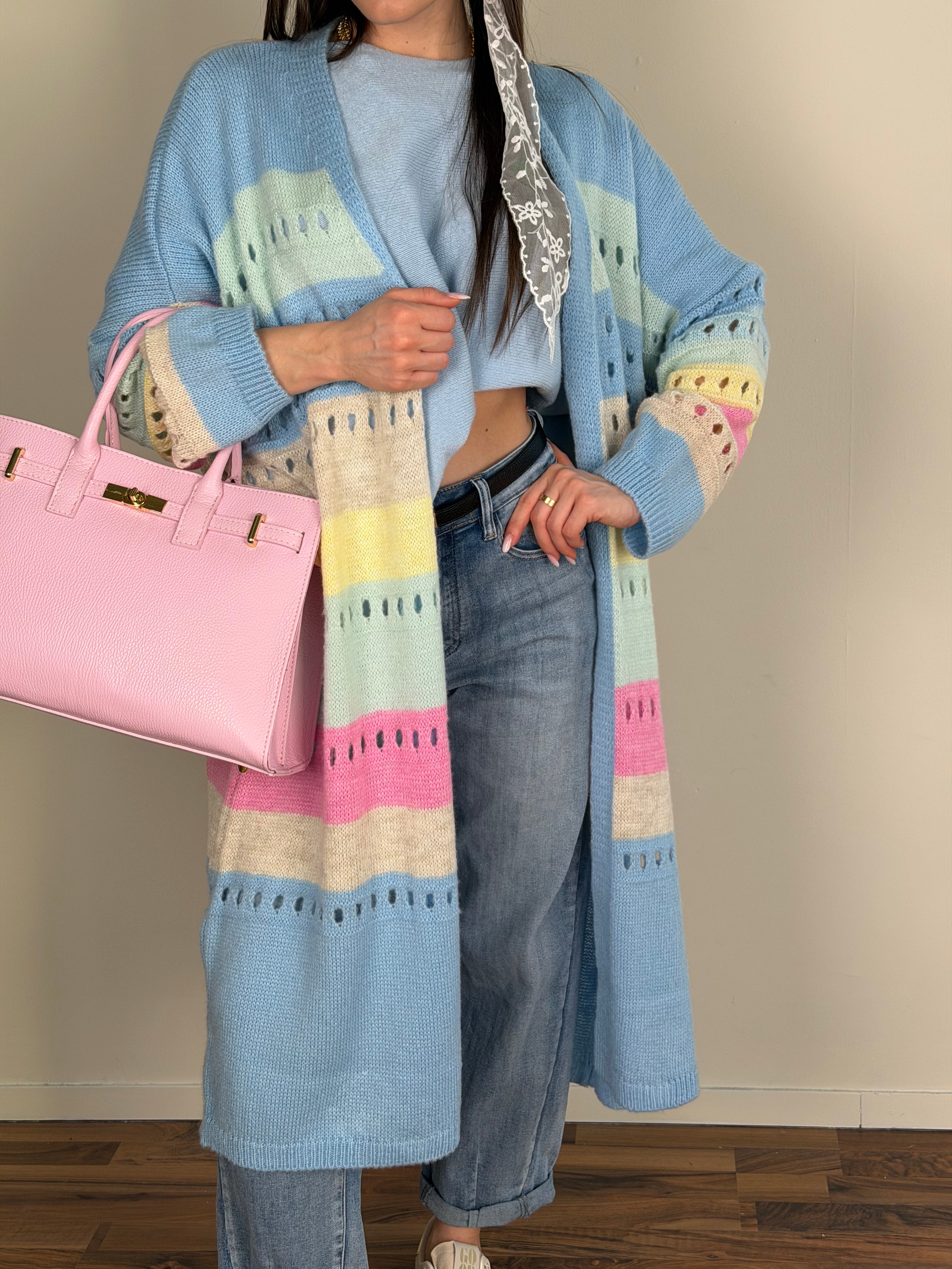 Cardigan bicolor celeste