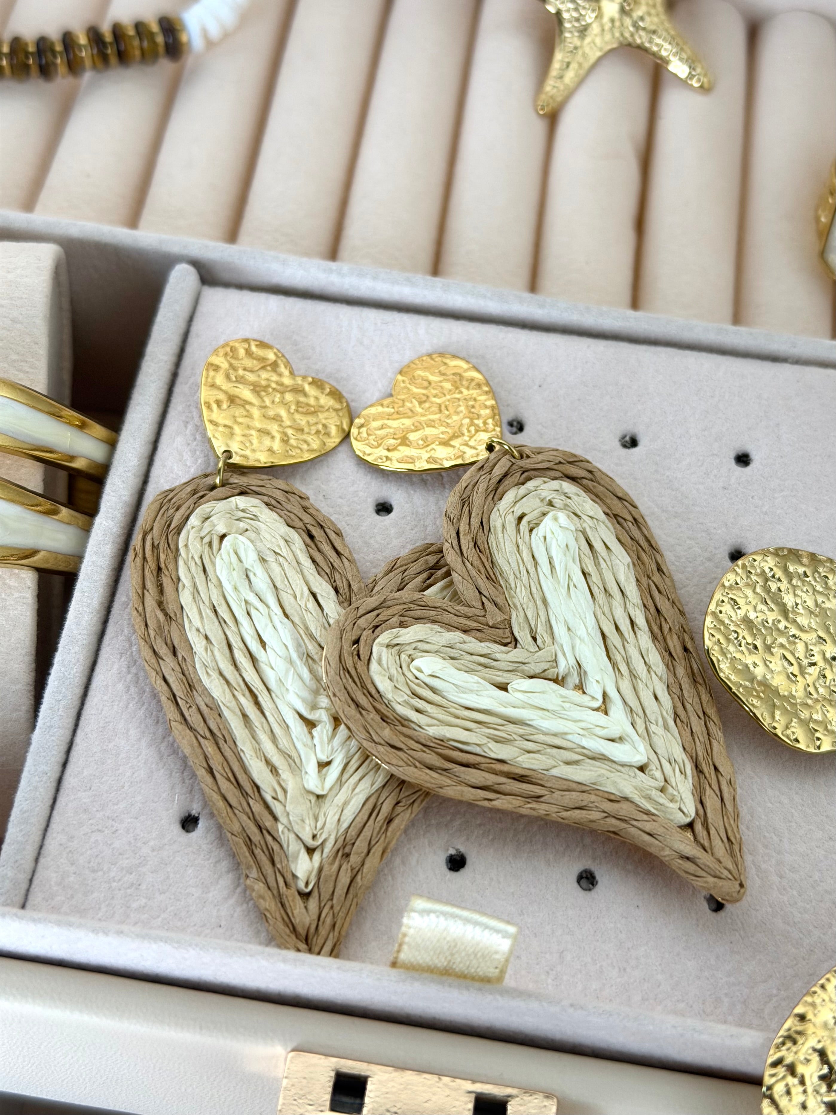 Orecchini cuore ricamato - collezione FILO ORO