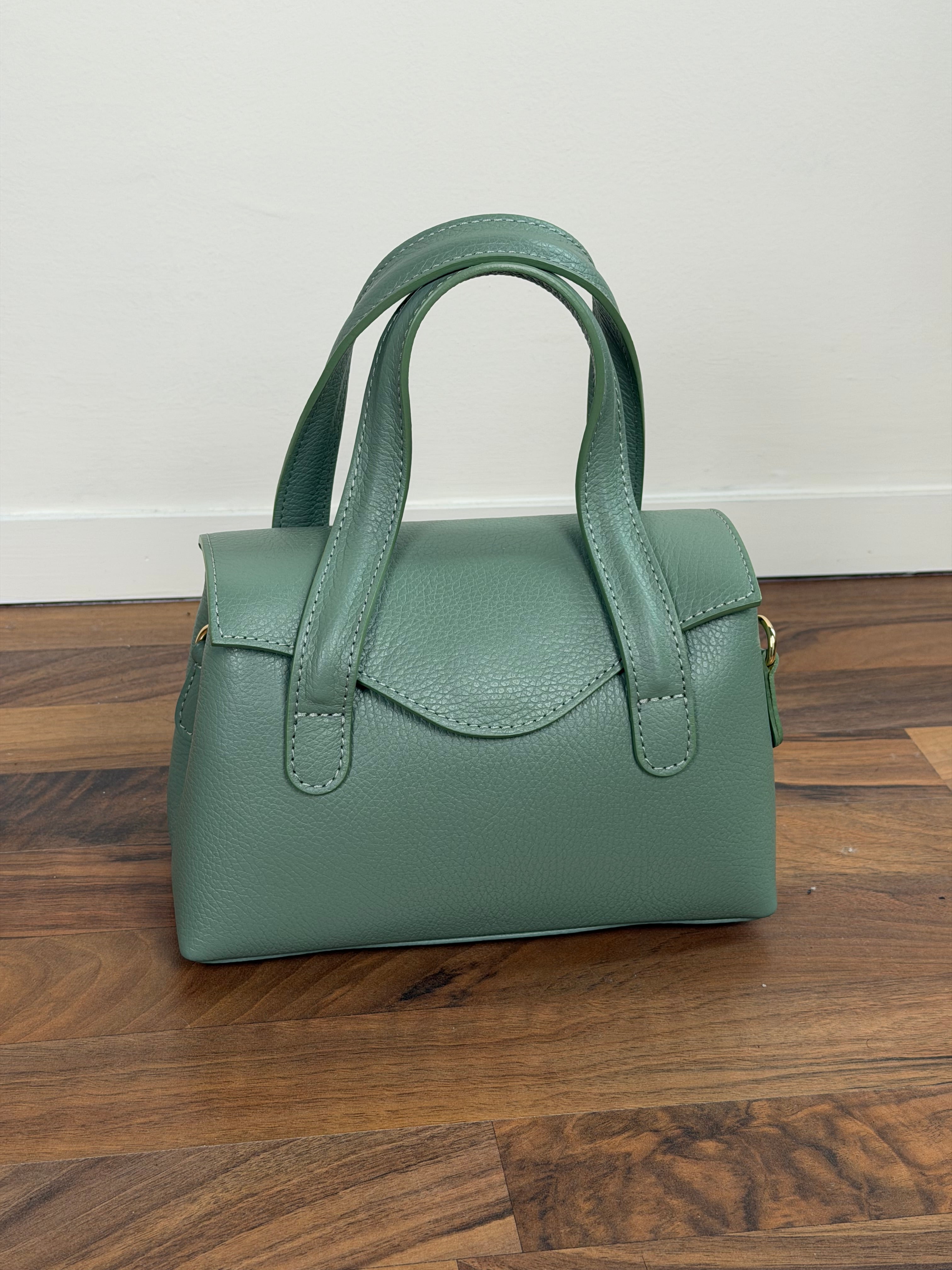ALEXA BAG