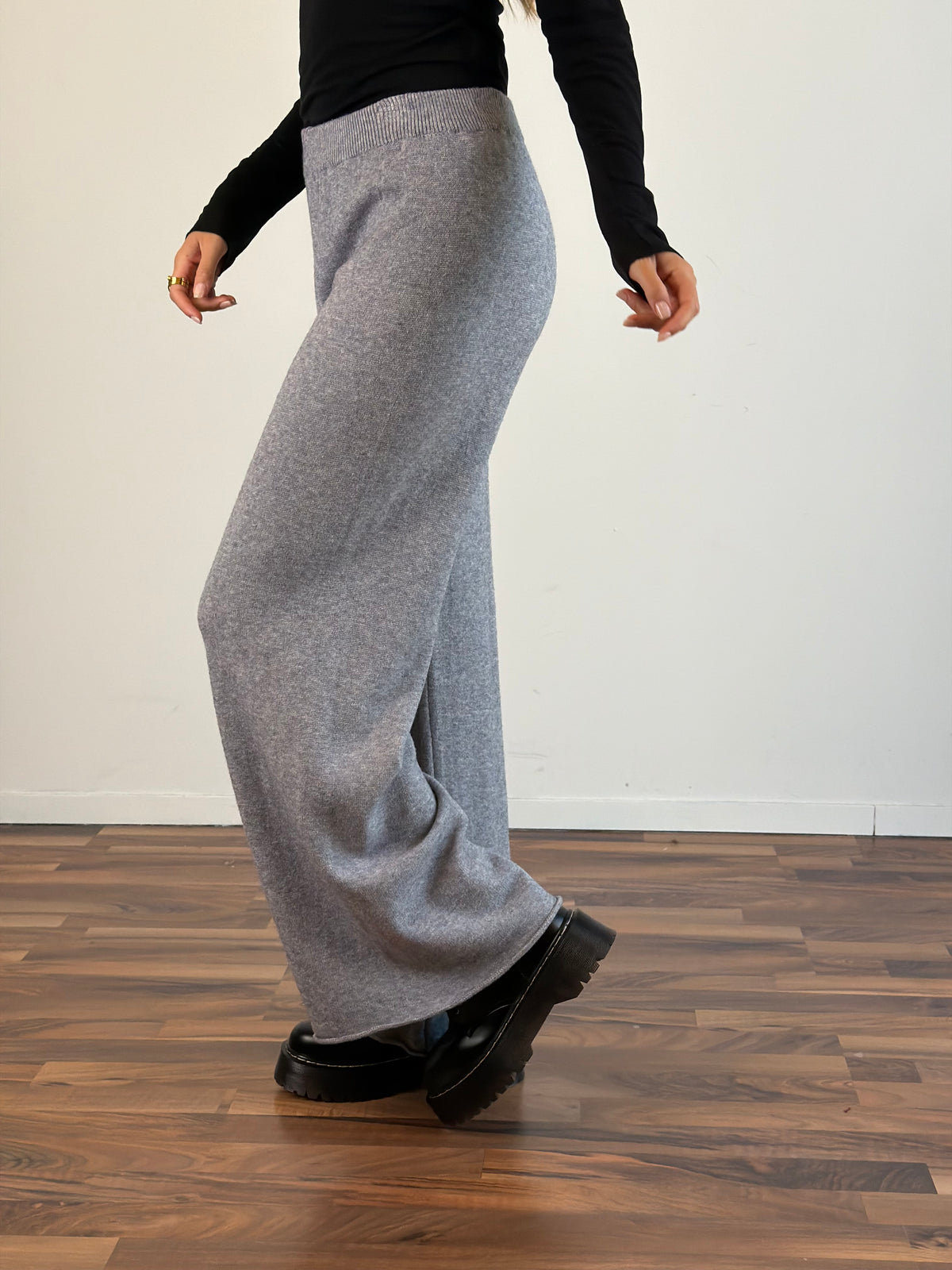 Pantalone tuta Sheila grigio