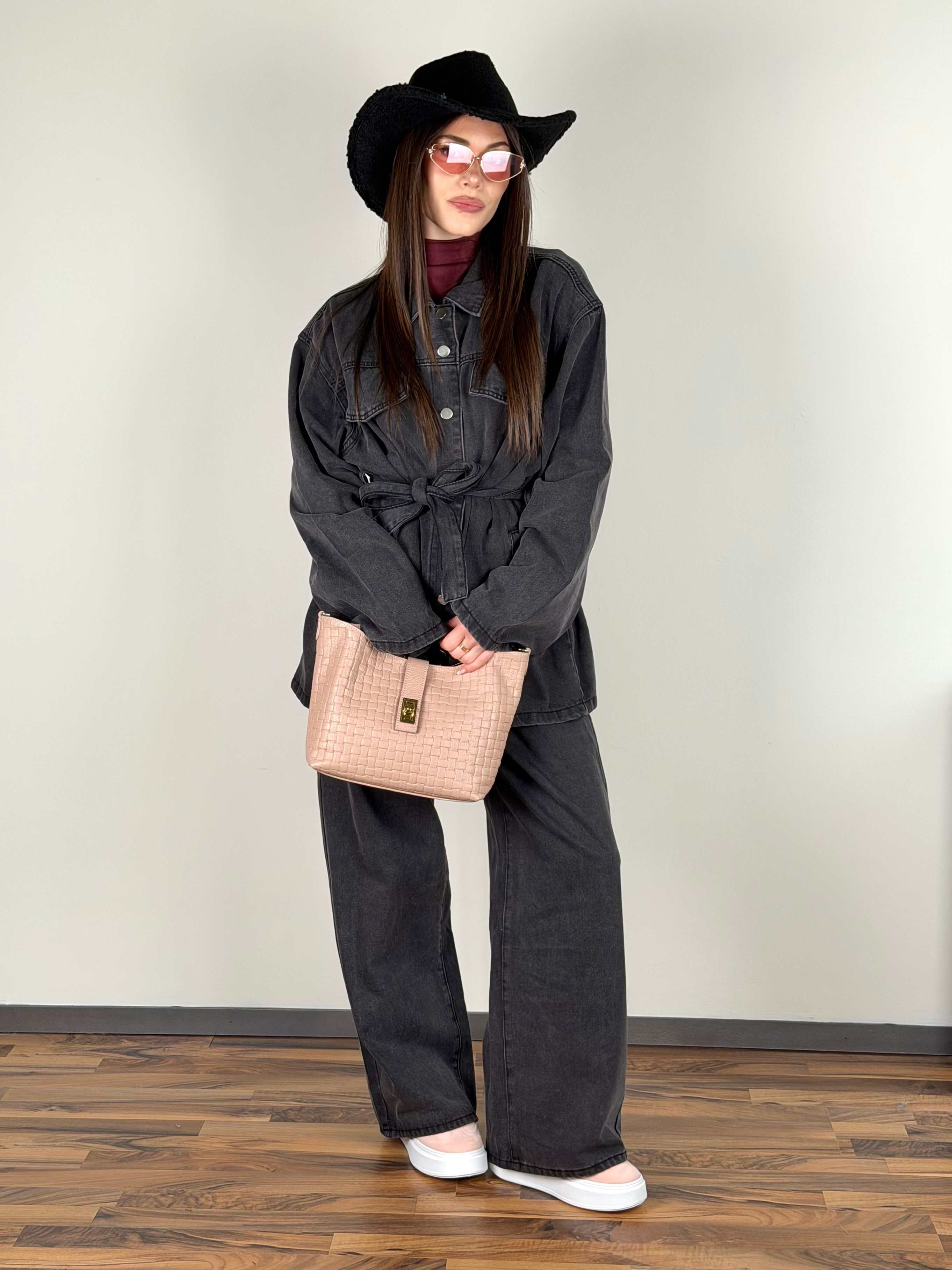 Completo premium NYC nero