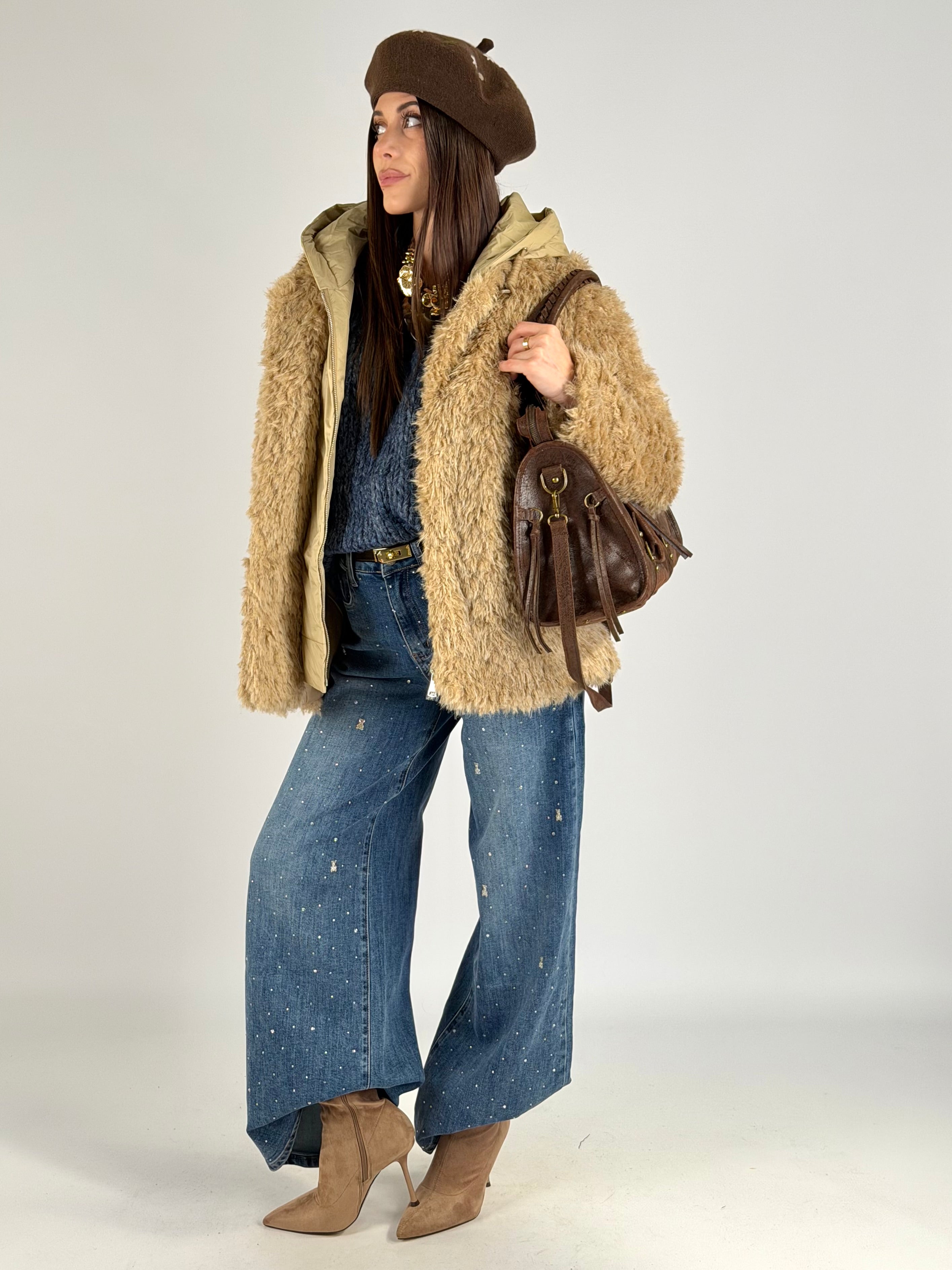 Piumino teddy con cappuccio beige