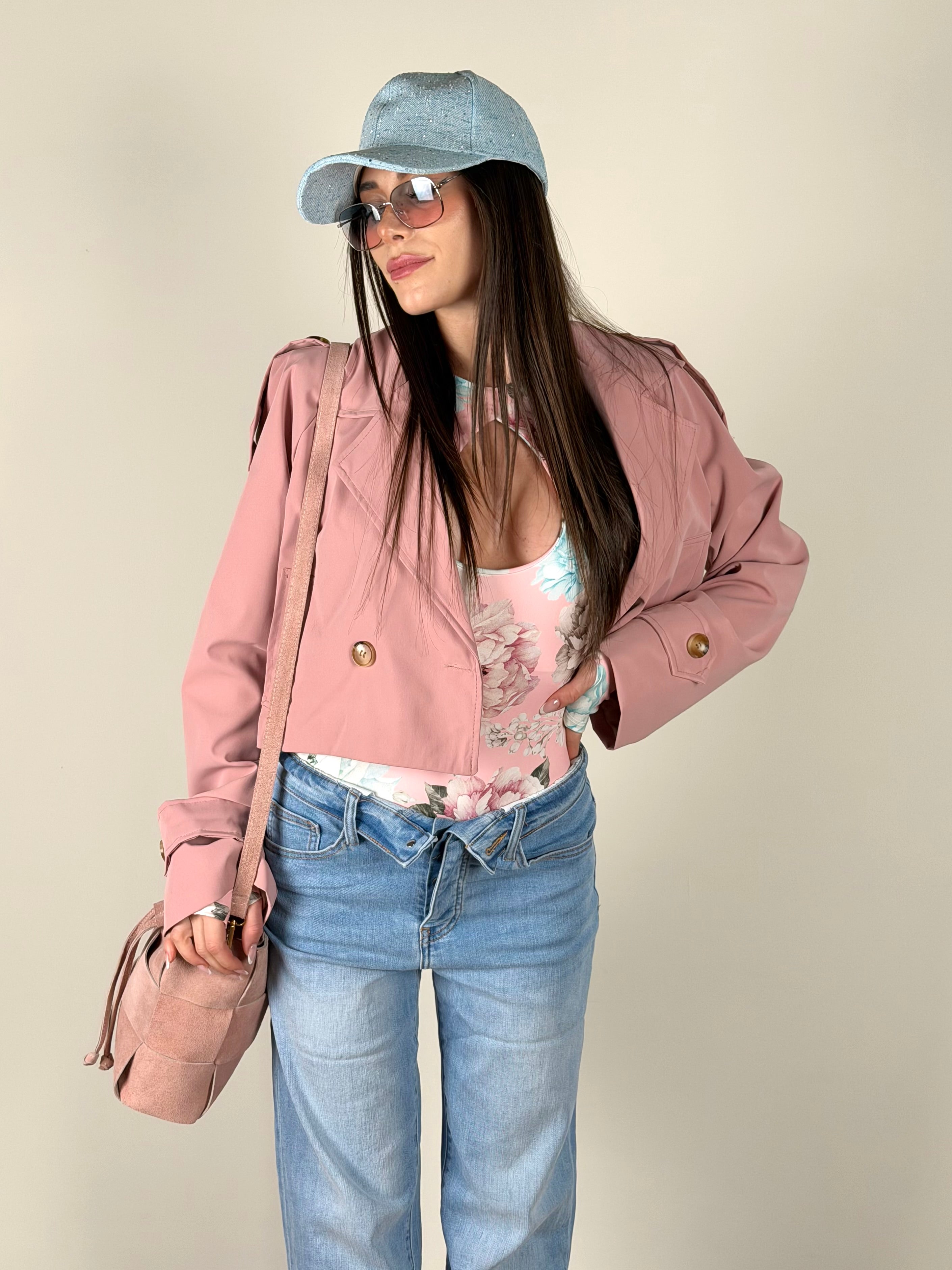 Trench crop rosa