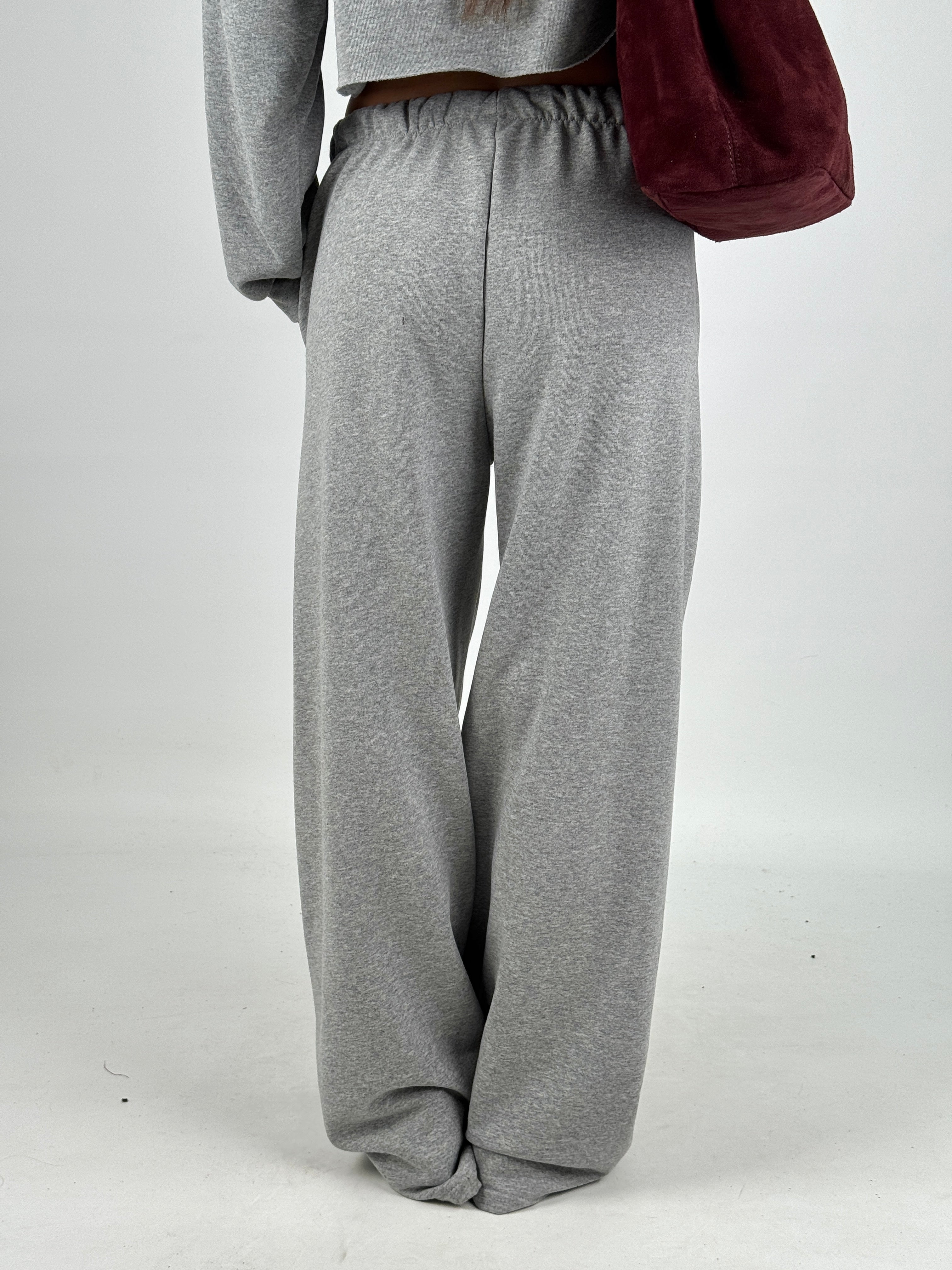 Pantalone tuta crop grigia