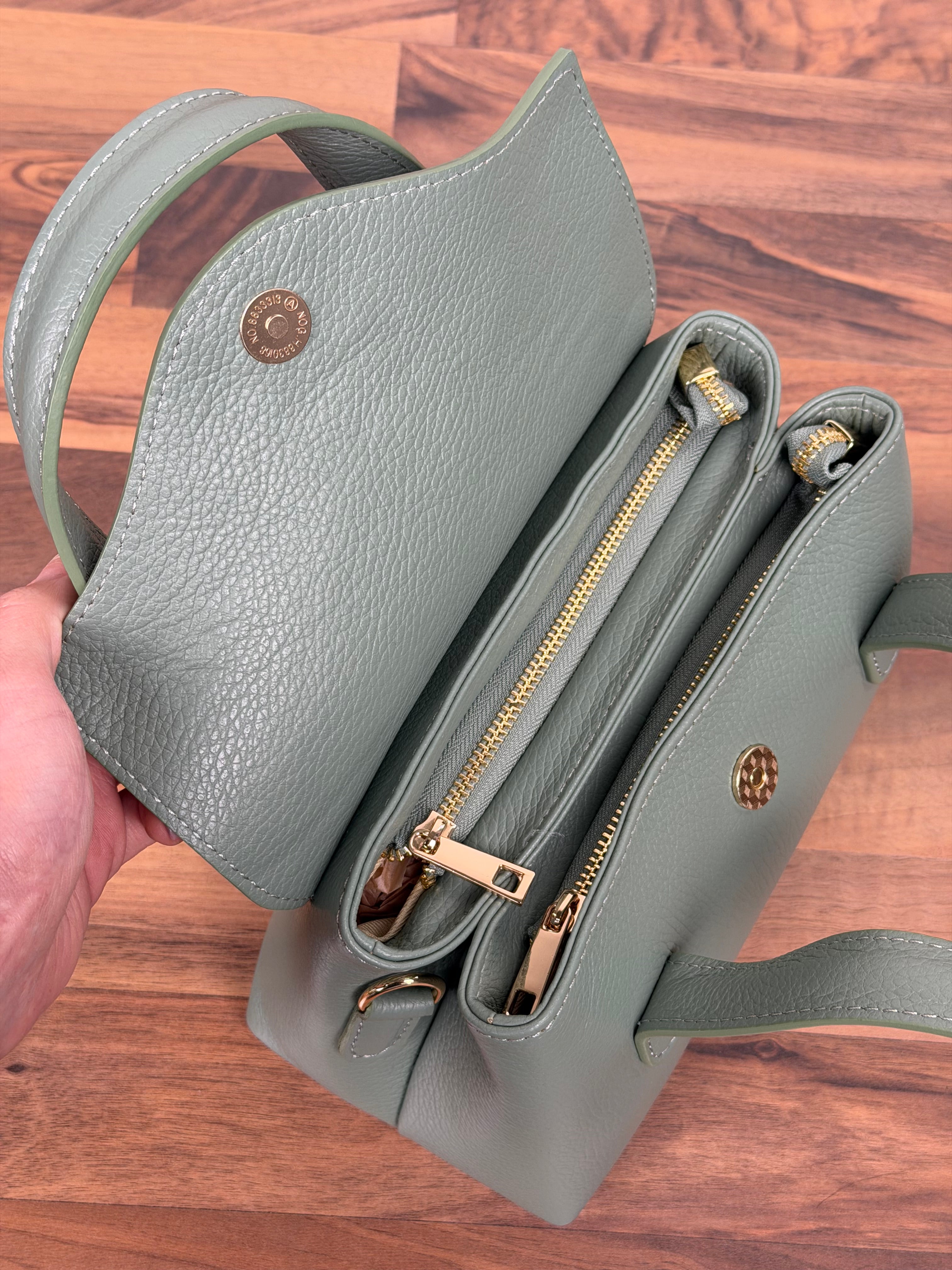 ALEXA BAG