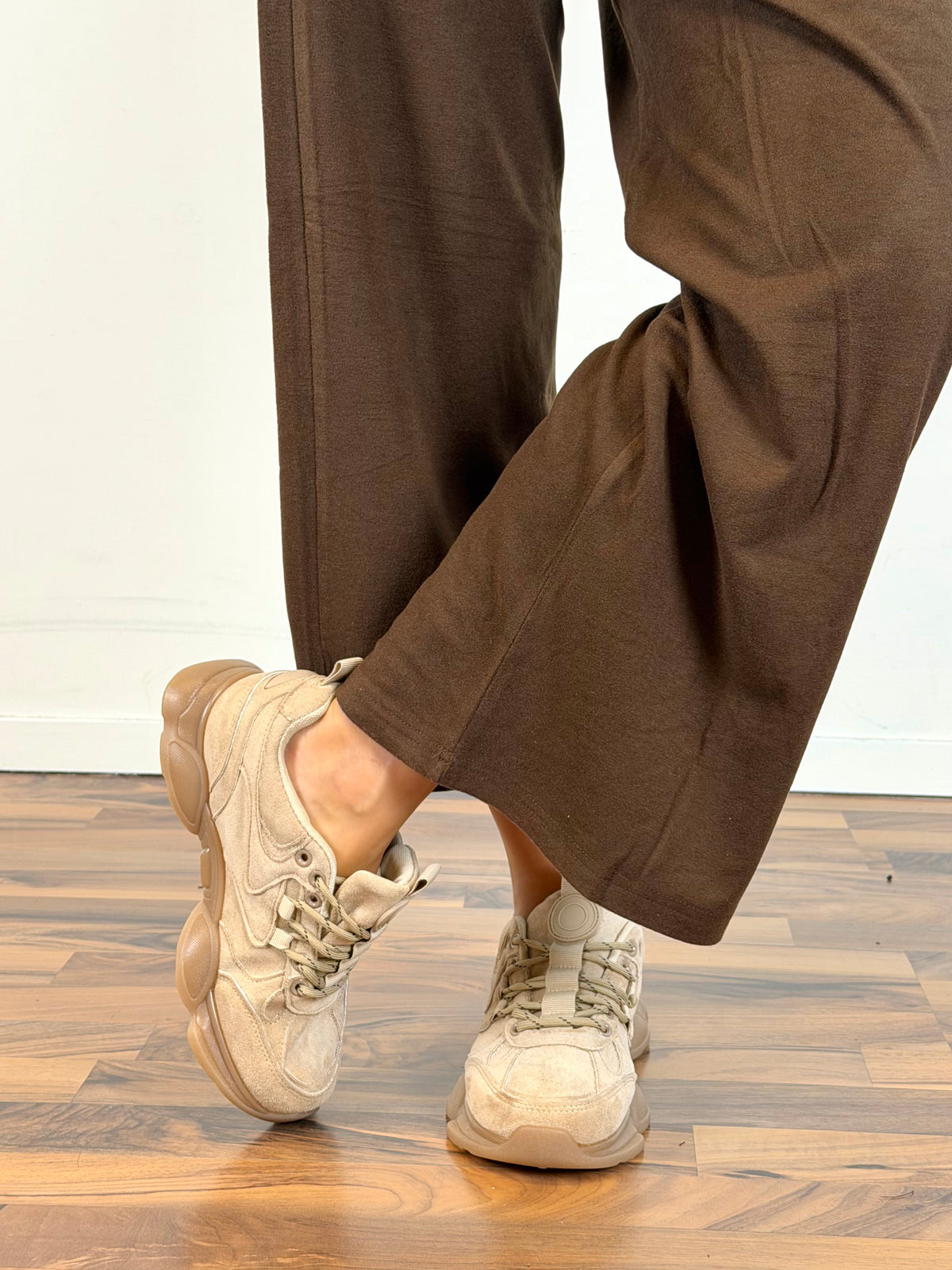 Sneakers Conny beige